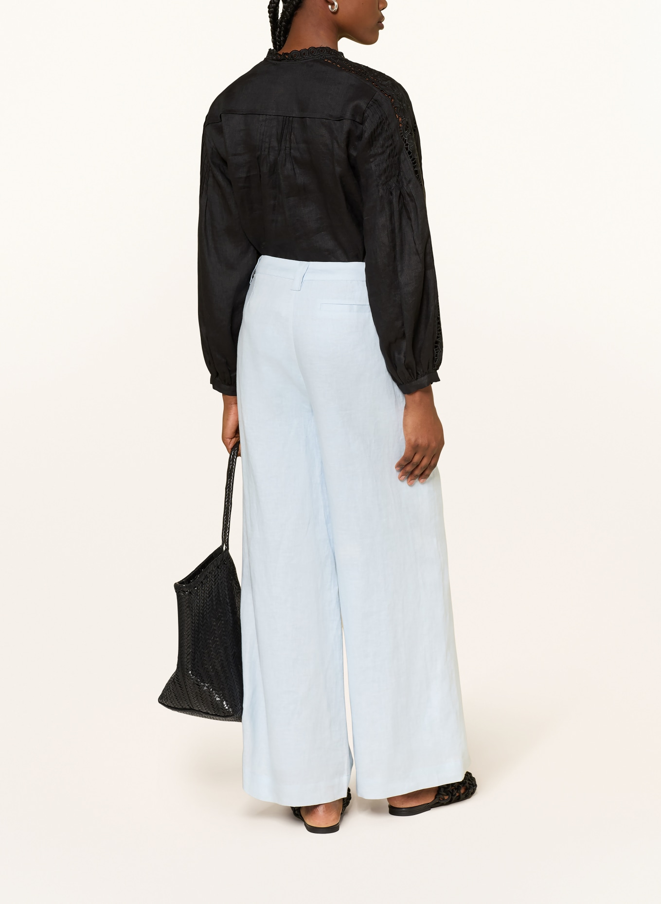 (THE MERCER) N.Y. Leinenbluse mit Lochspitze: SCHWARZ