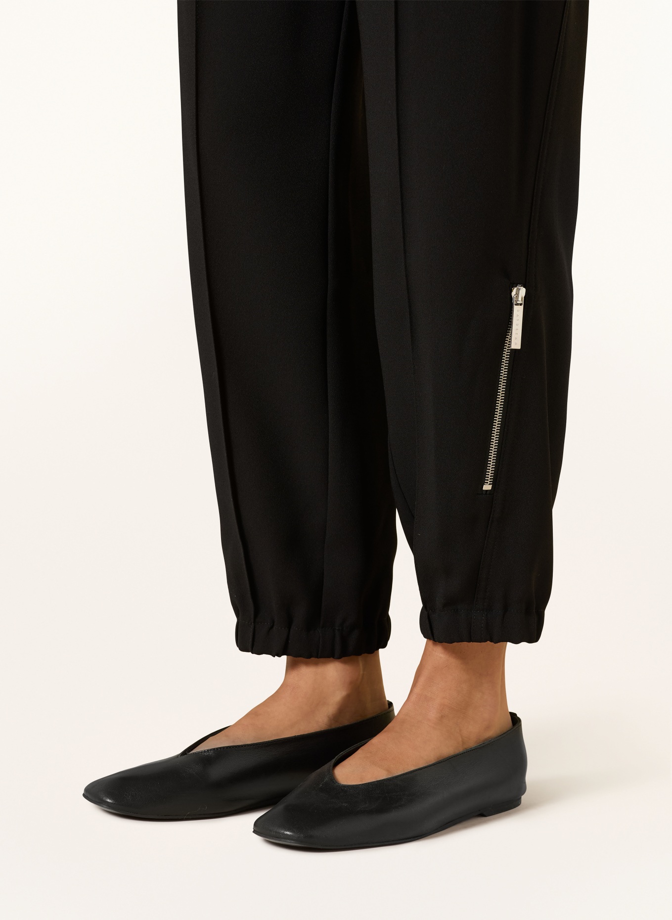 MAC DAYDREAM Pantalon SEOUL 2.0 style jogging: NOIR