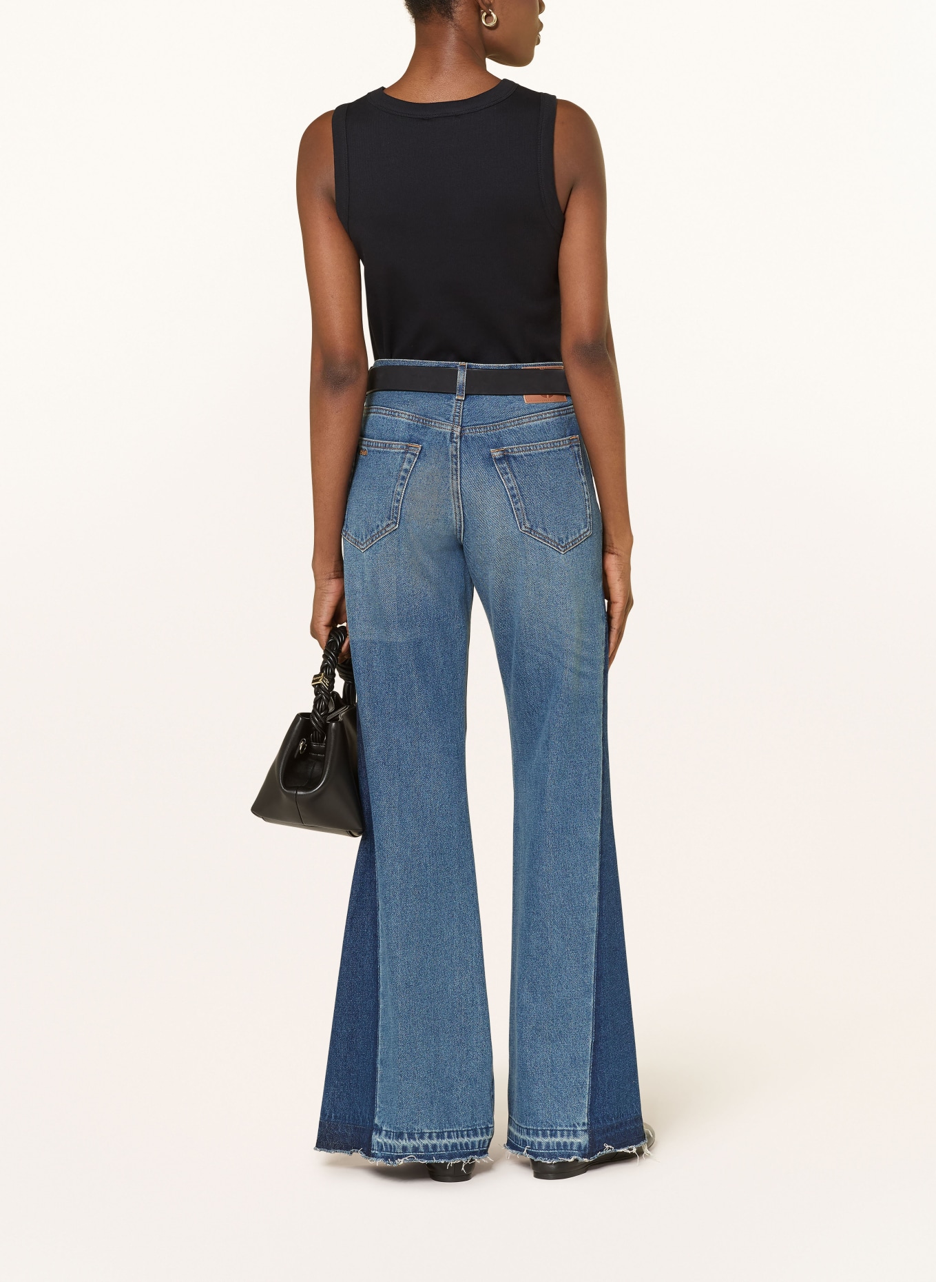 MRS & HUGS Top: ZWART