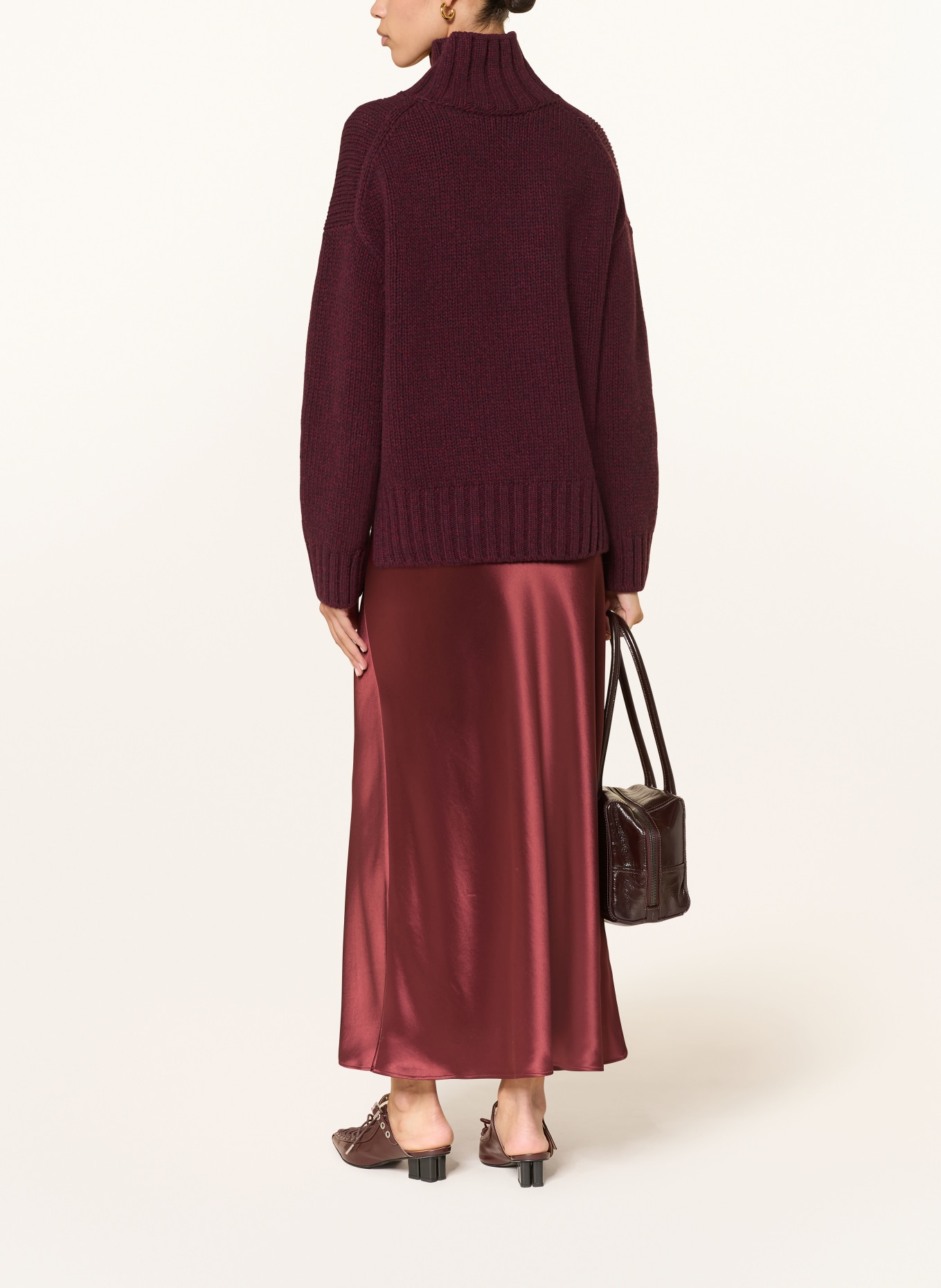 BY MALENE BIRGER Satinrock BARBARA: DUNKELROT