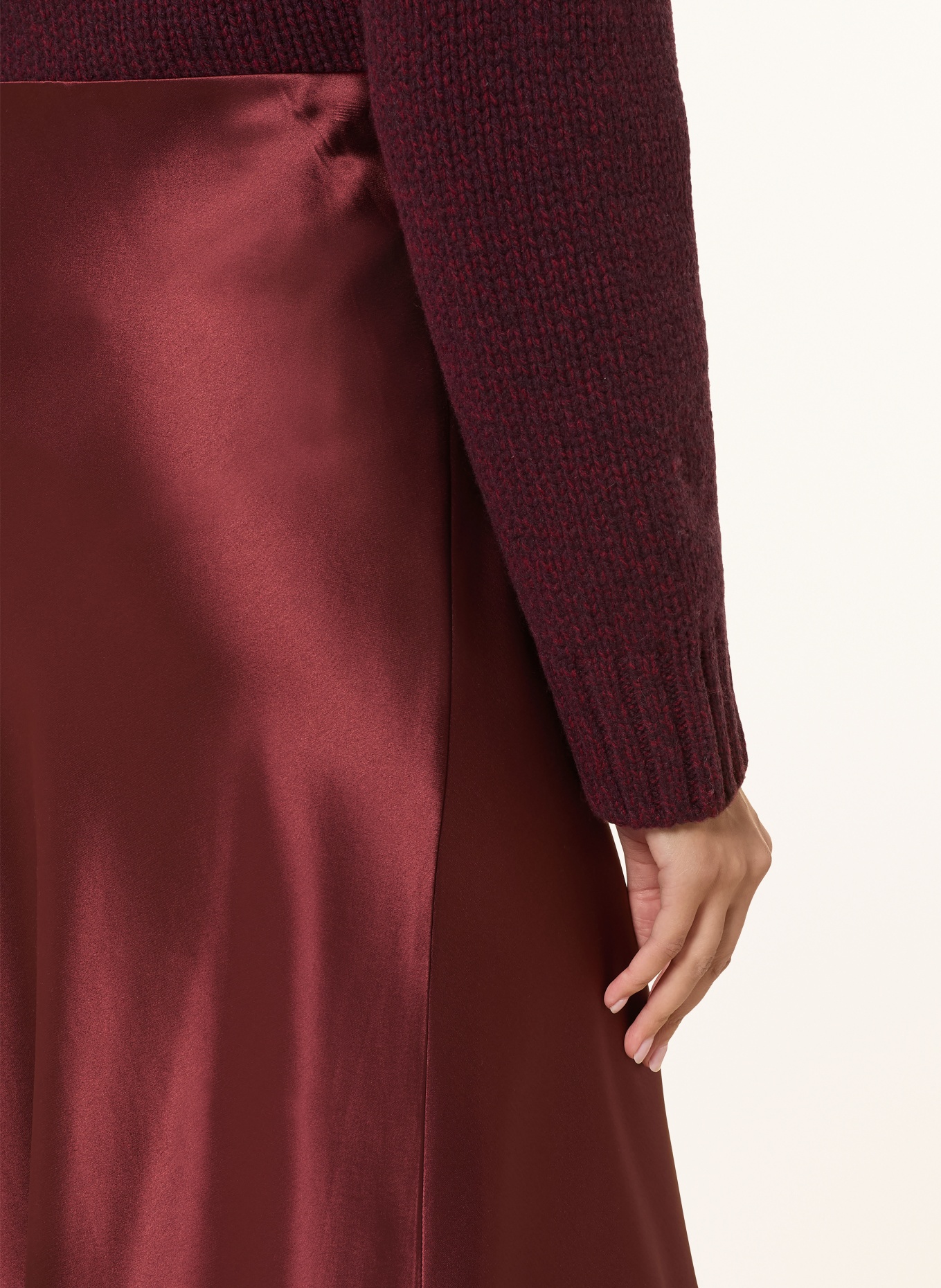 BY MALENE BIRGER Satinrock BARBARA: DUNKELROT