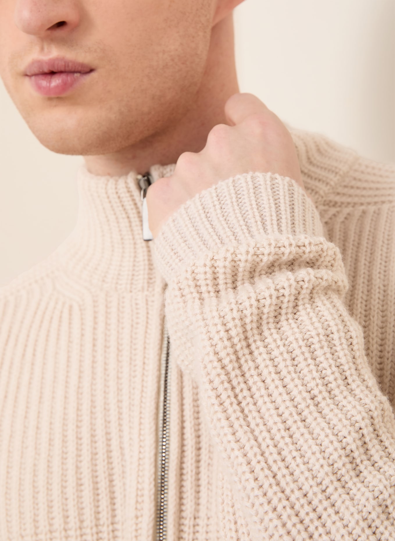 IRIS von ARNIM Svetr AVENOR z kašmíru: BÉŽOVÁ