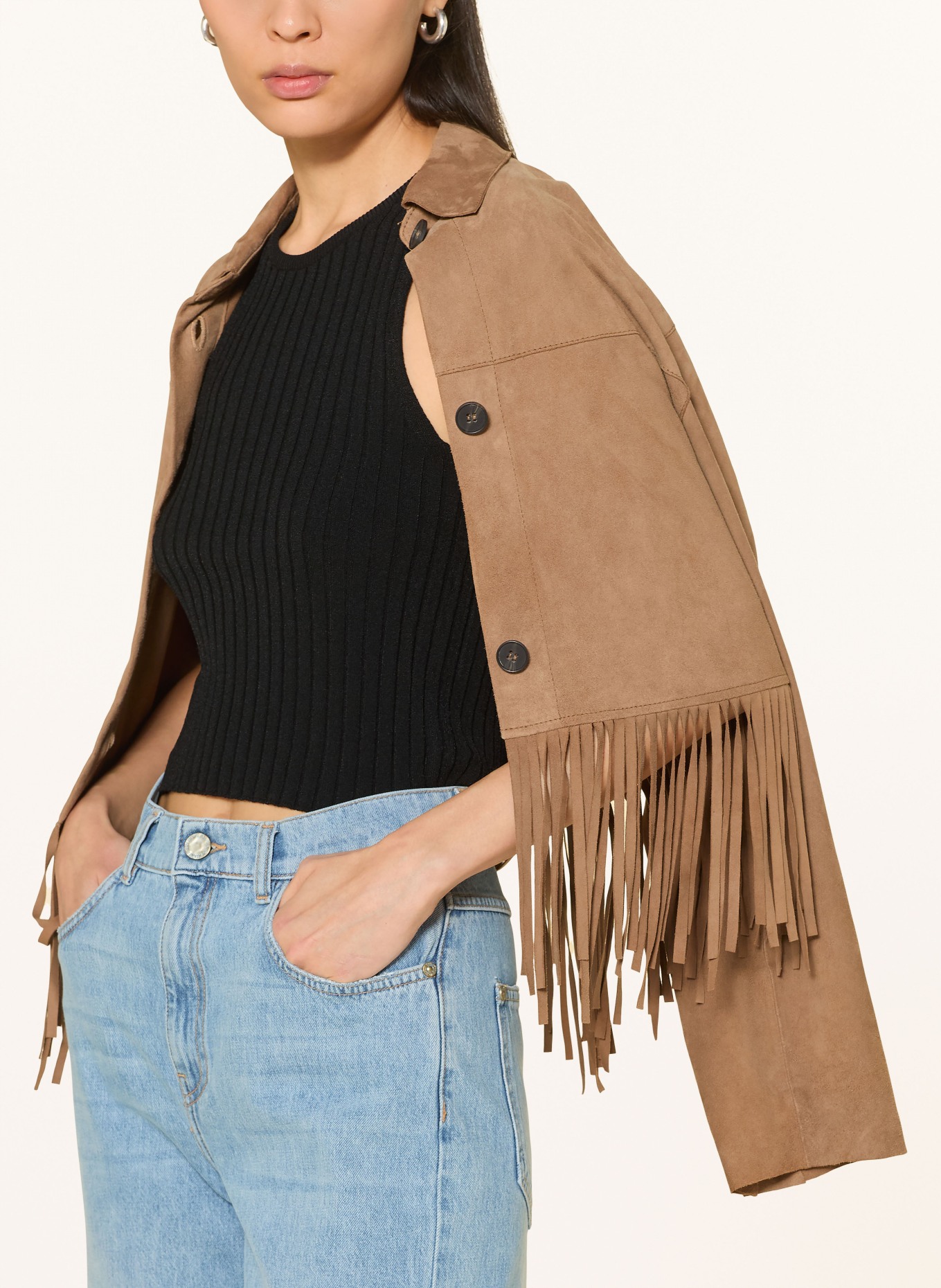 RIANI tílka: ČERNÁ