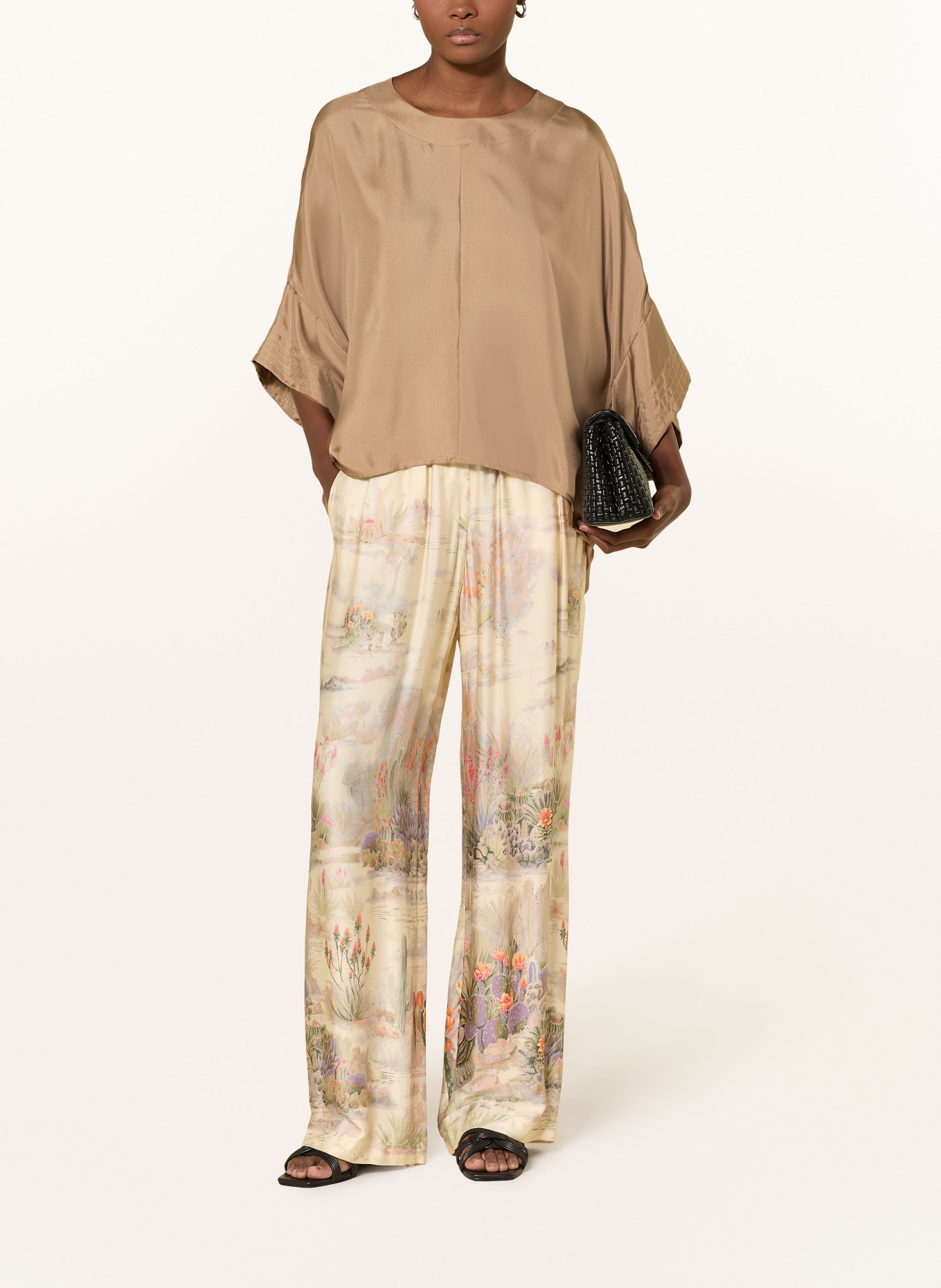 RIANI Hedvábná halenka: SVĚTLE HNĚDÁ