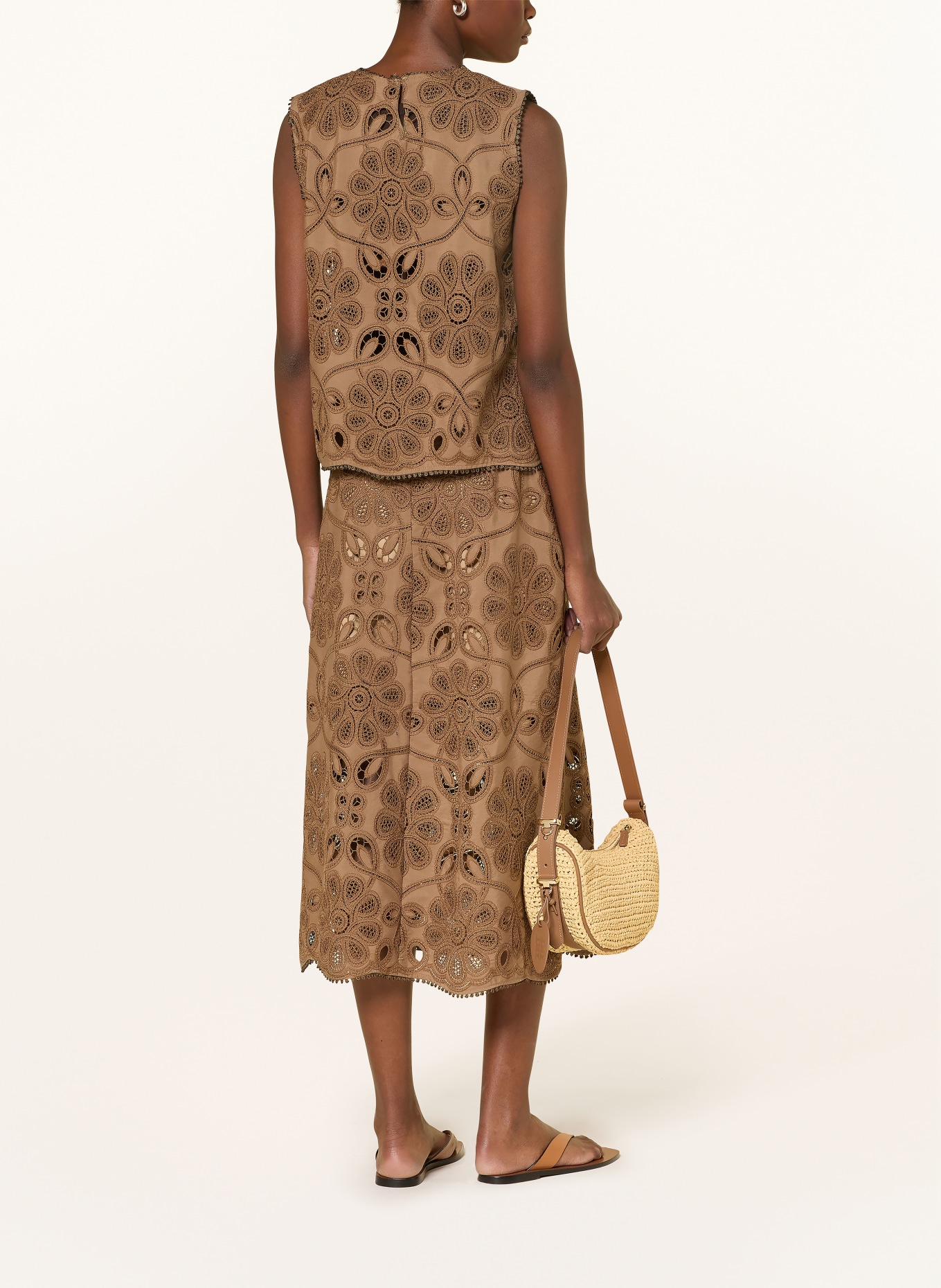 RIANI Lace-up top: BROWN