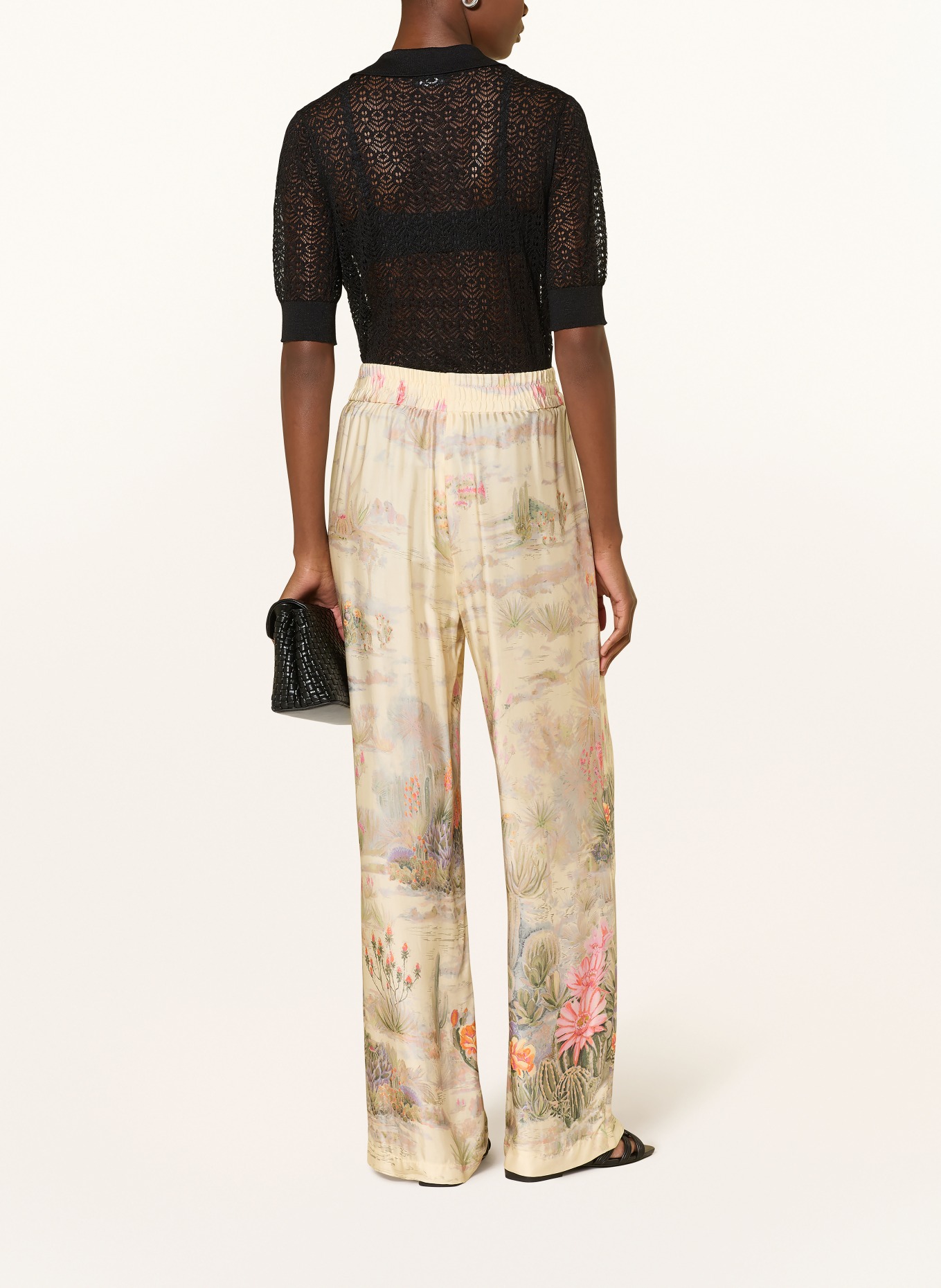 RIANI Polo tričko z perforované látky: ČERNÁ