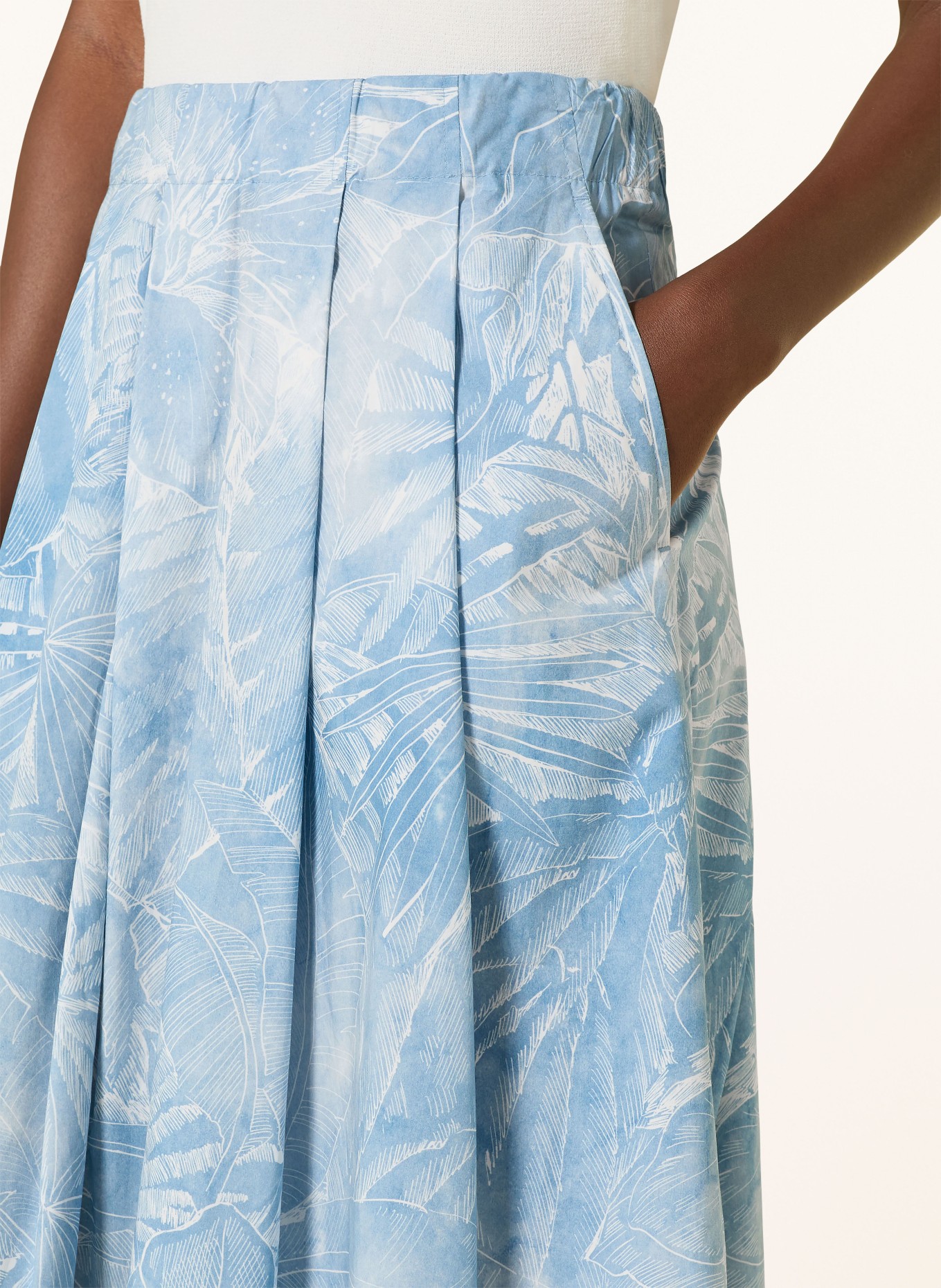 RIANI Rock: BLAU / WEISS