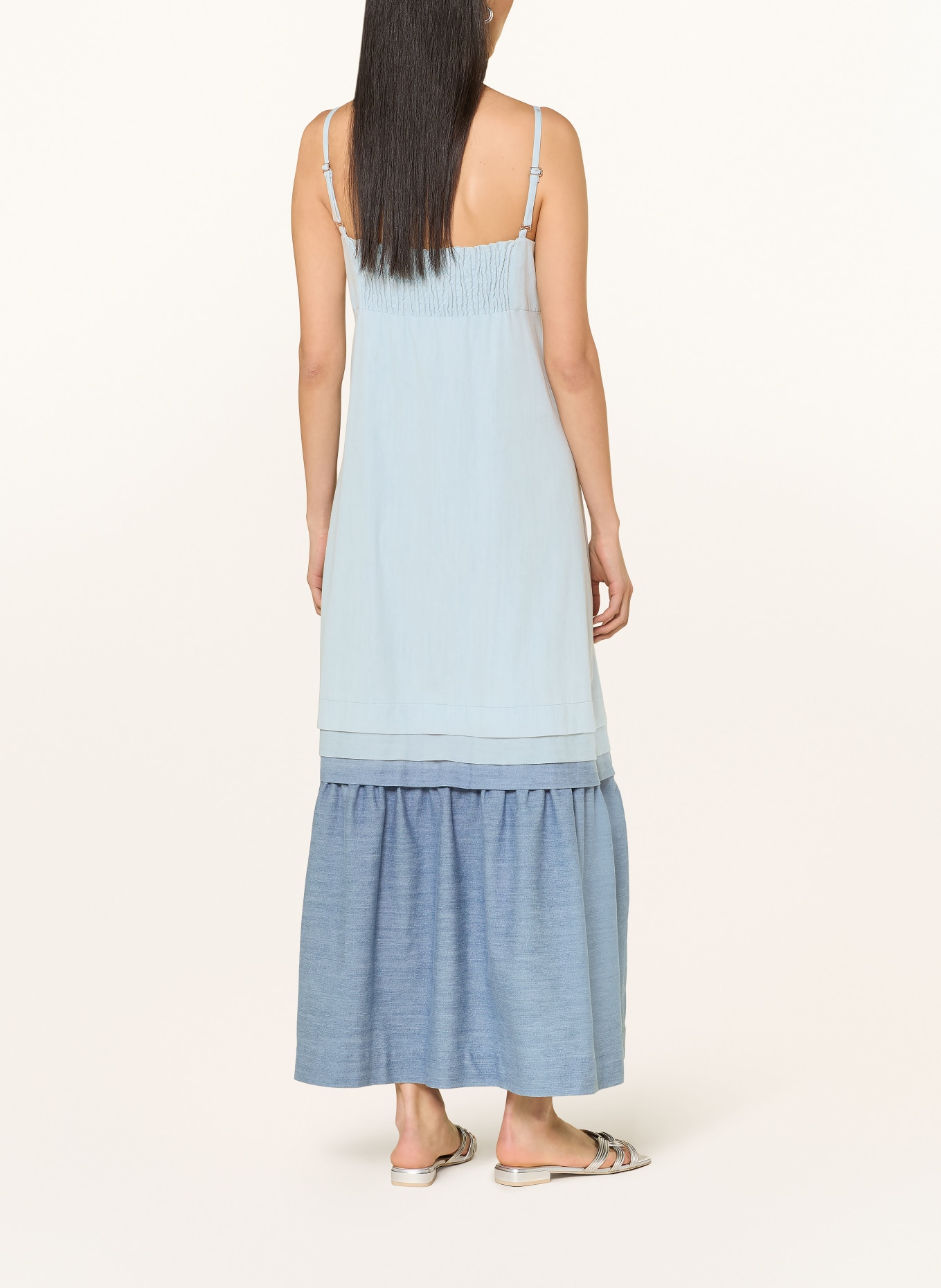 RIANI sukienka: JASNONIEBIESKI / NIEBIESKI