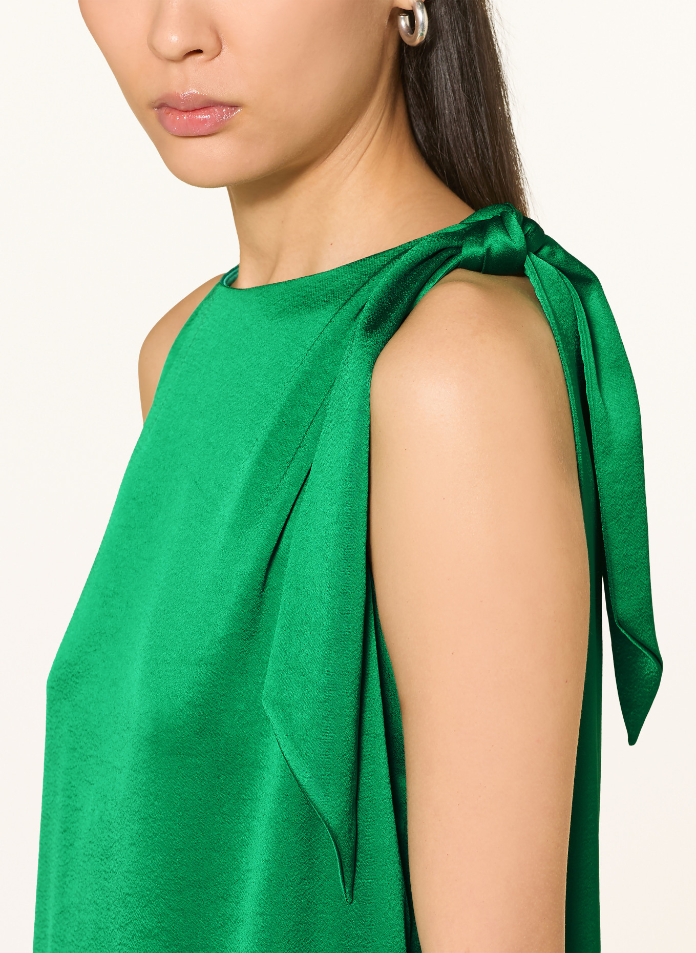 RIANI Satijnen jurk: GROEN