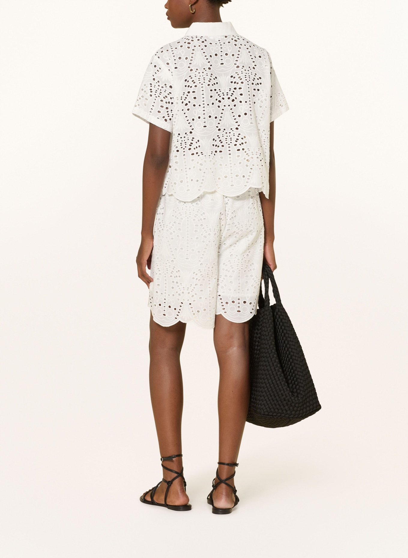 darling harbour Openwork lace blouse: WHITE