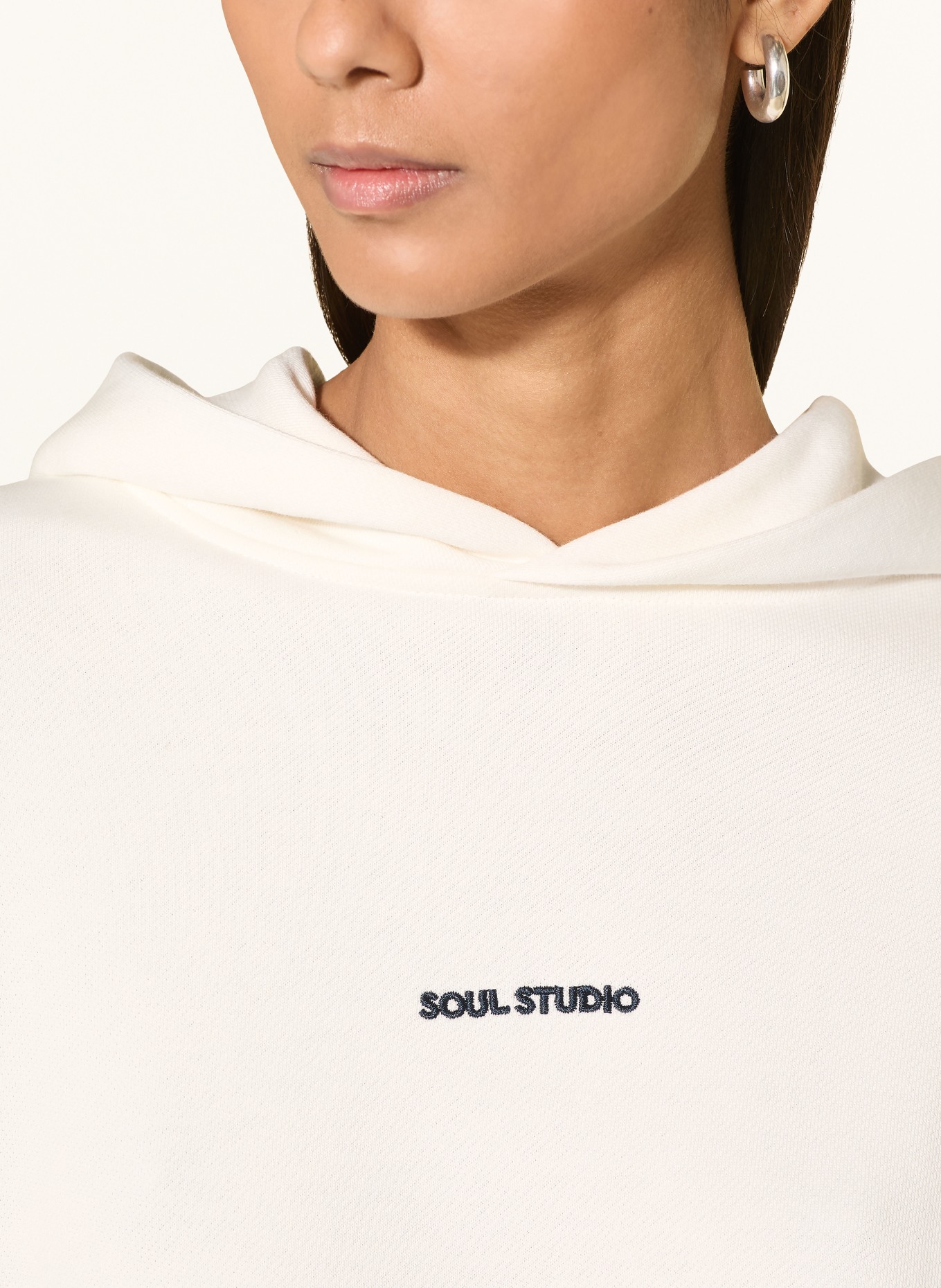Smith & Soul hoodie: CREAM / DARK BLUE