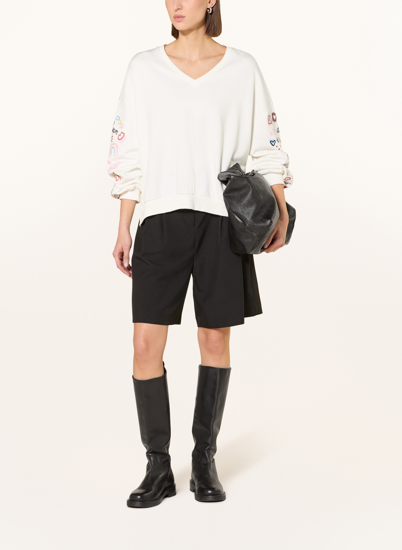 Smith & Soul Oversized mikina: BÍLÁ