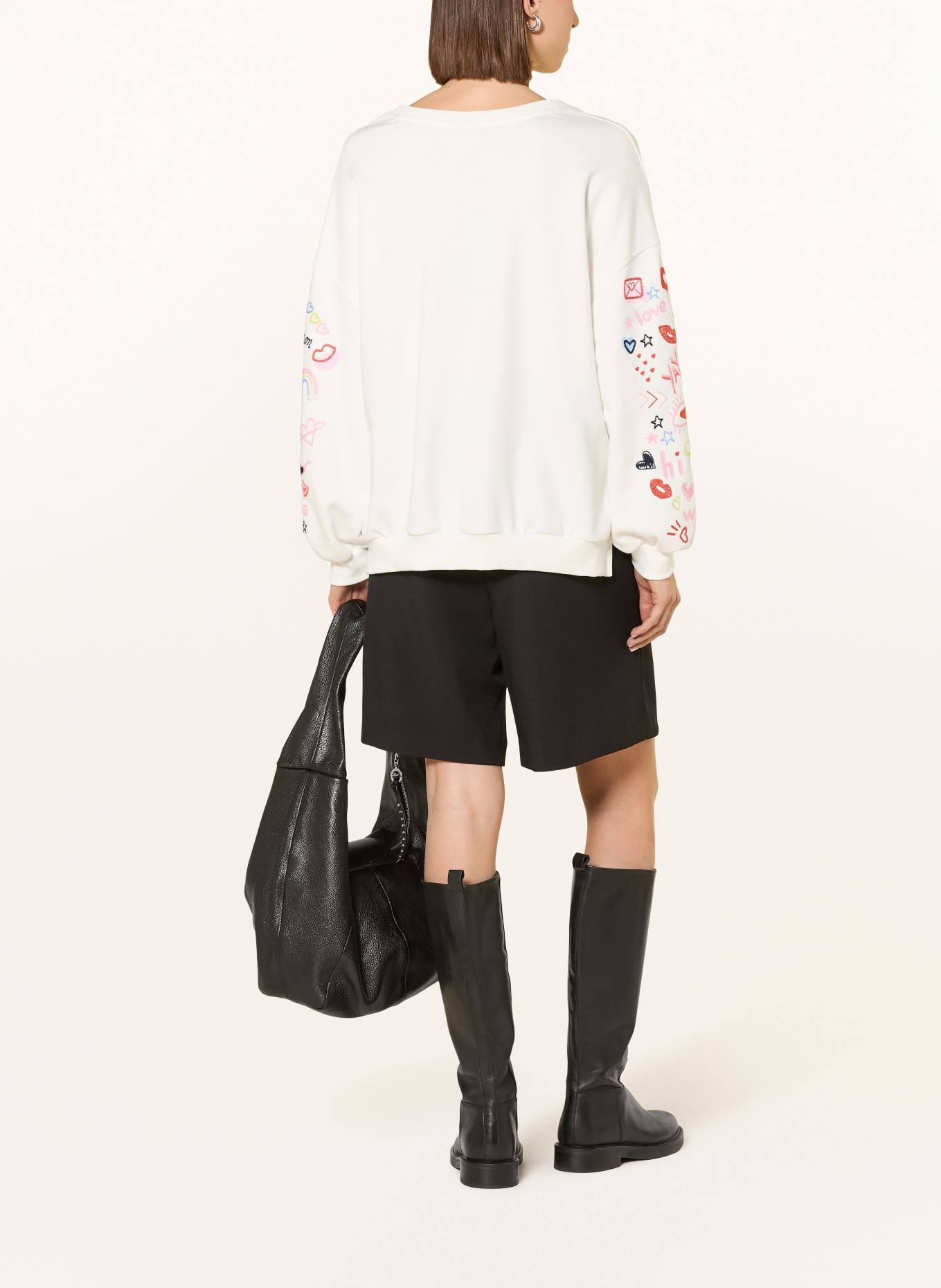 Smith & Soul Oversized mikina: BÍLÁ