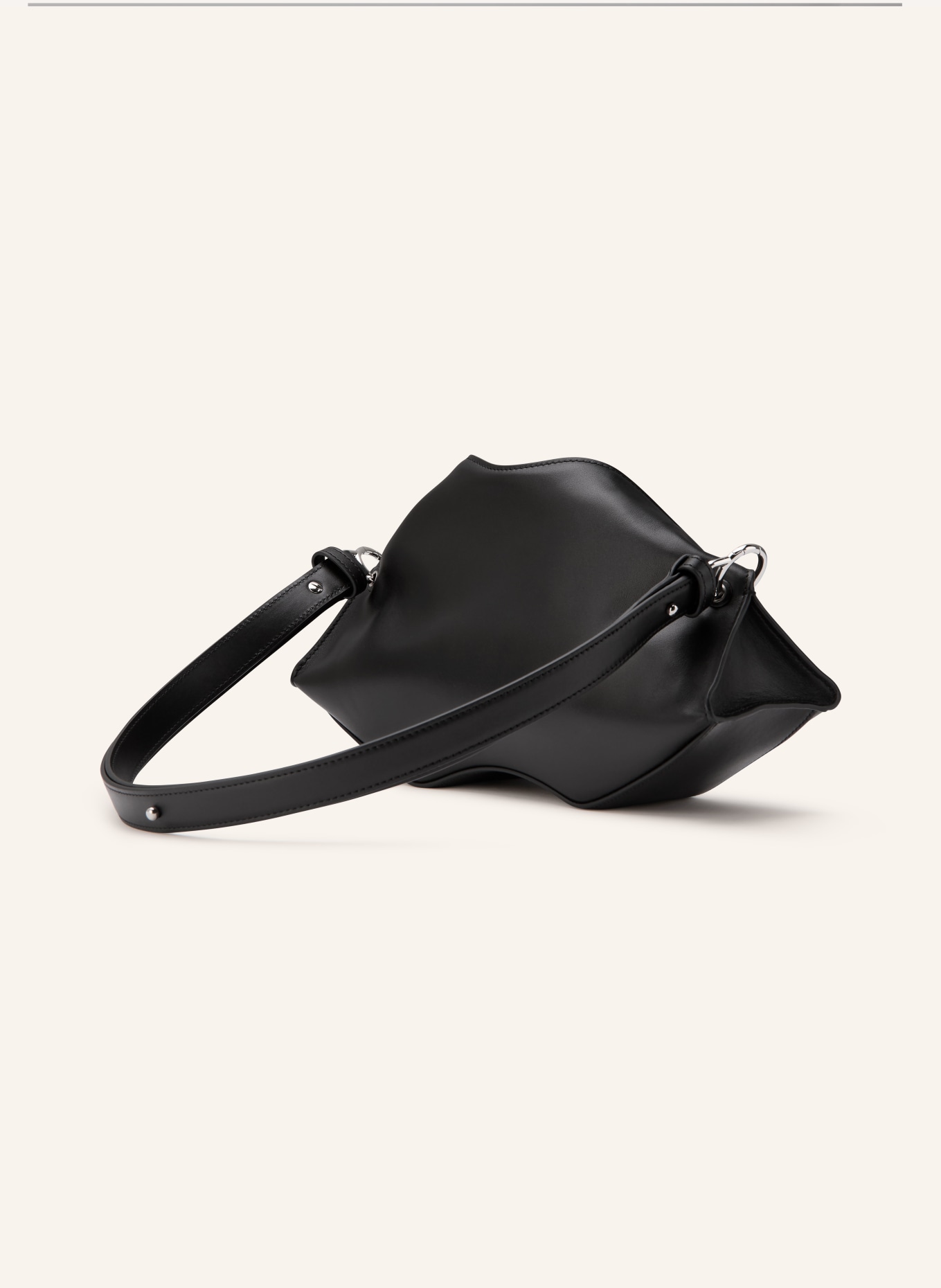 McQUEEN Sprzęgło MANTA: CZARNY