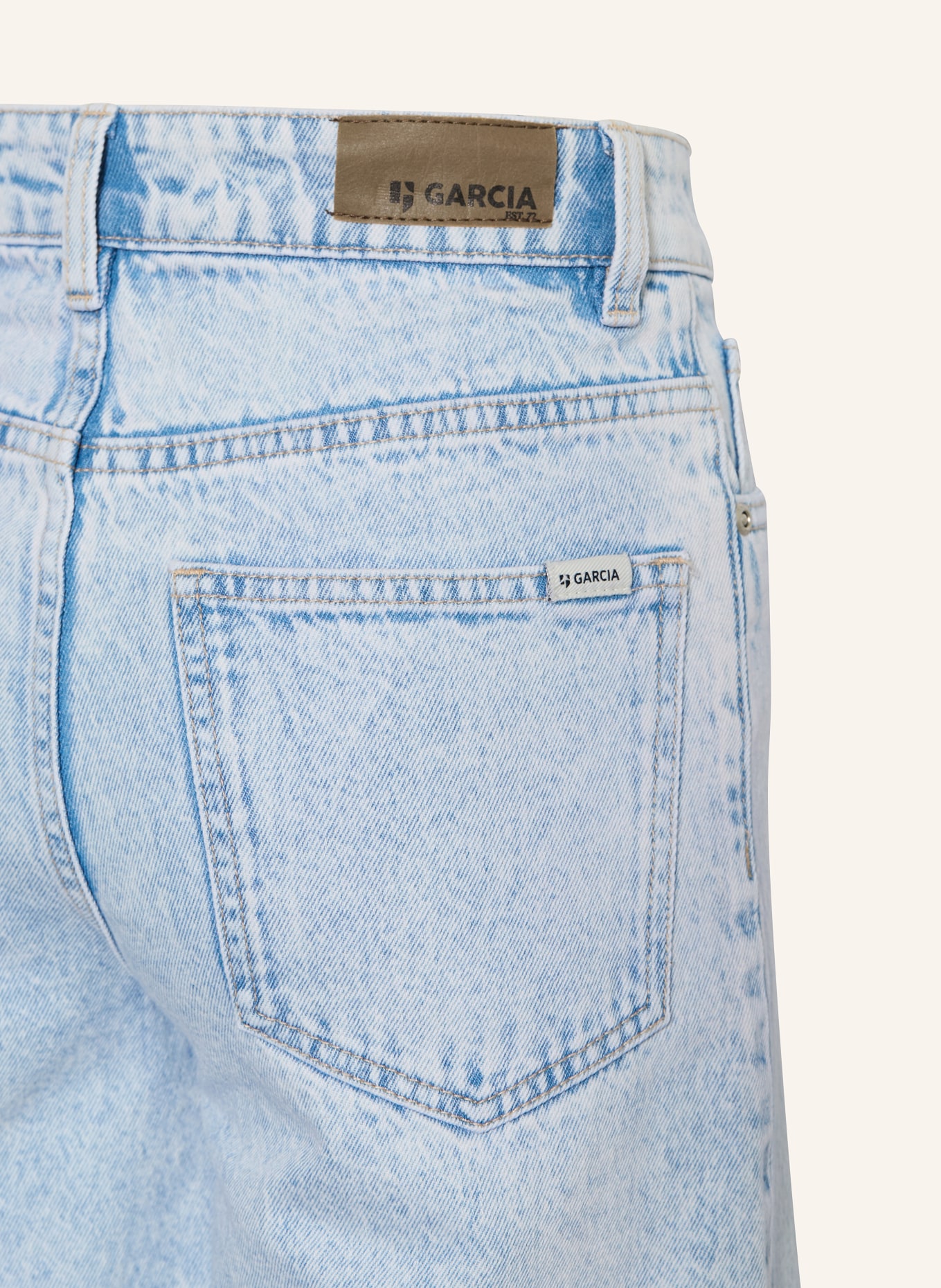 GARCIA Jeans-Bermudas: 5349 light used