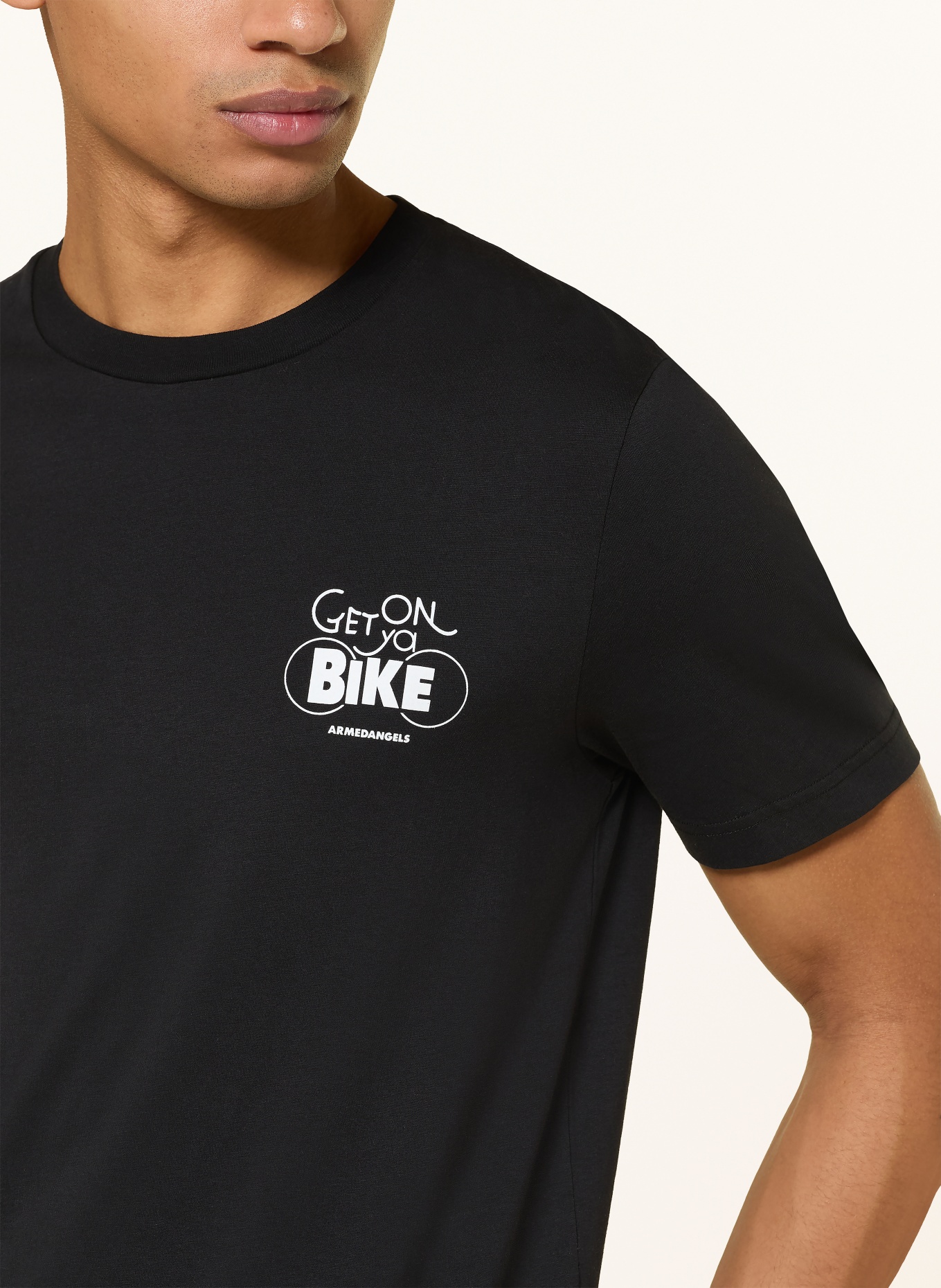 ARMEDANGELS T-Shirt JAAMES: SCHWARZ