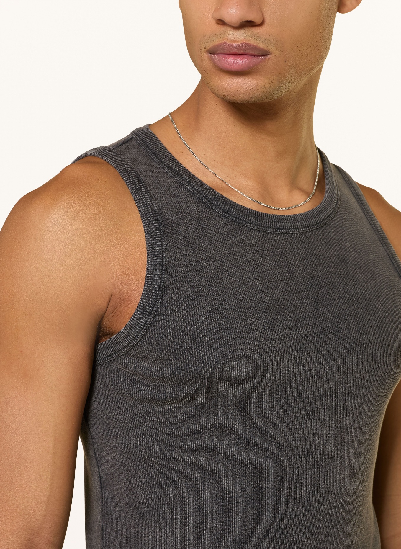 ARMEDANGELS Tanktop: DUNKELGRAU