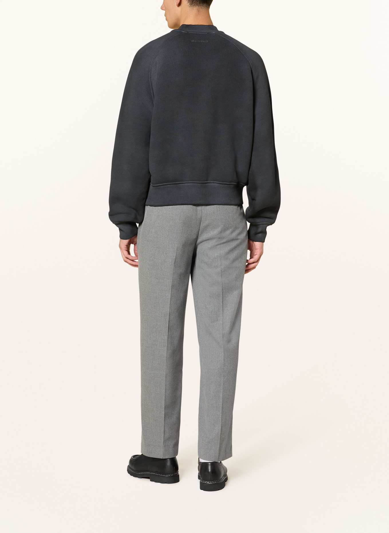 about:blank Sweatshirt: SCHWARZ