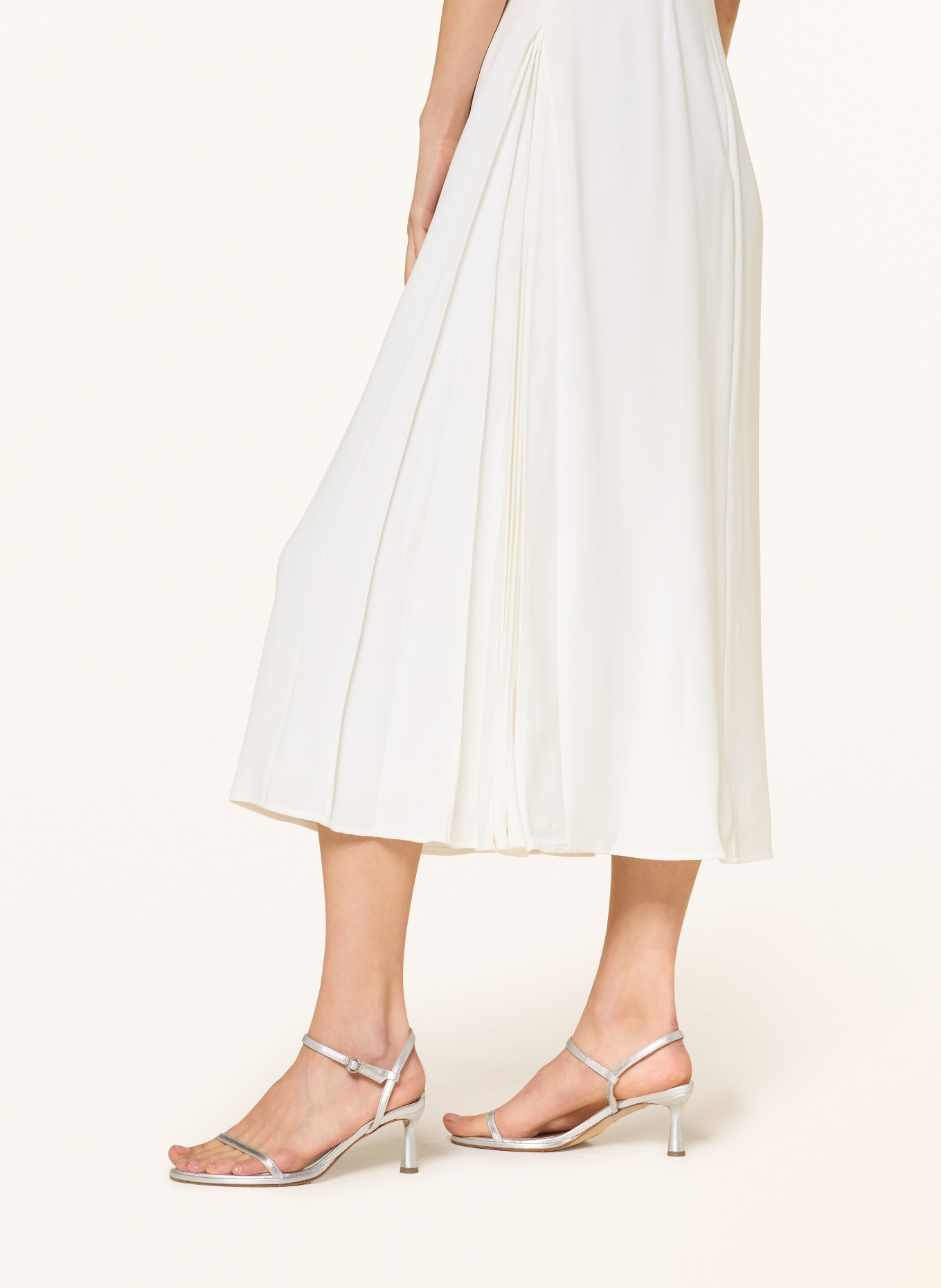 TED BAKER DAHRCY dress with pleats: ECRU
