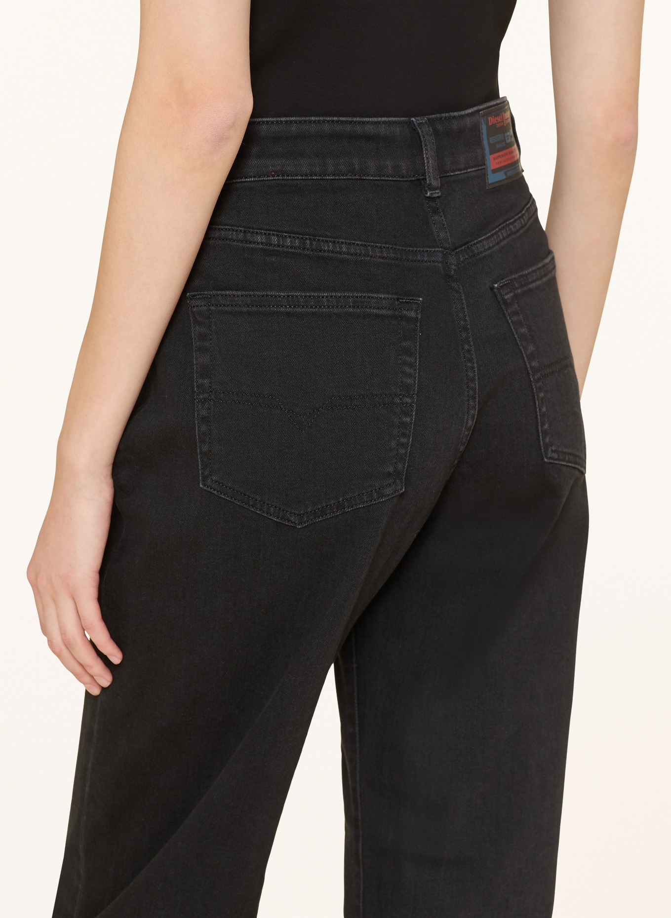 DIESEL Straight Jeans 1971 D-SENT: 02