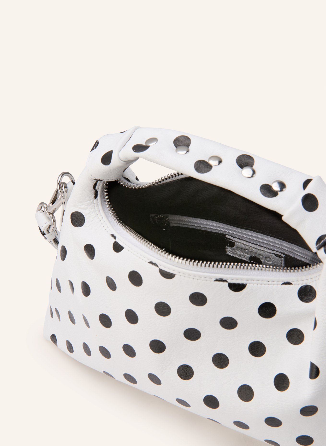 NÚNOO handbag: WHITE / BLACK