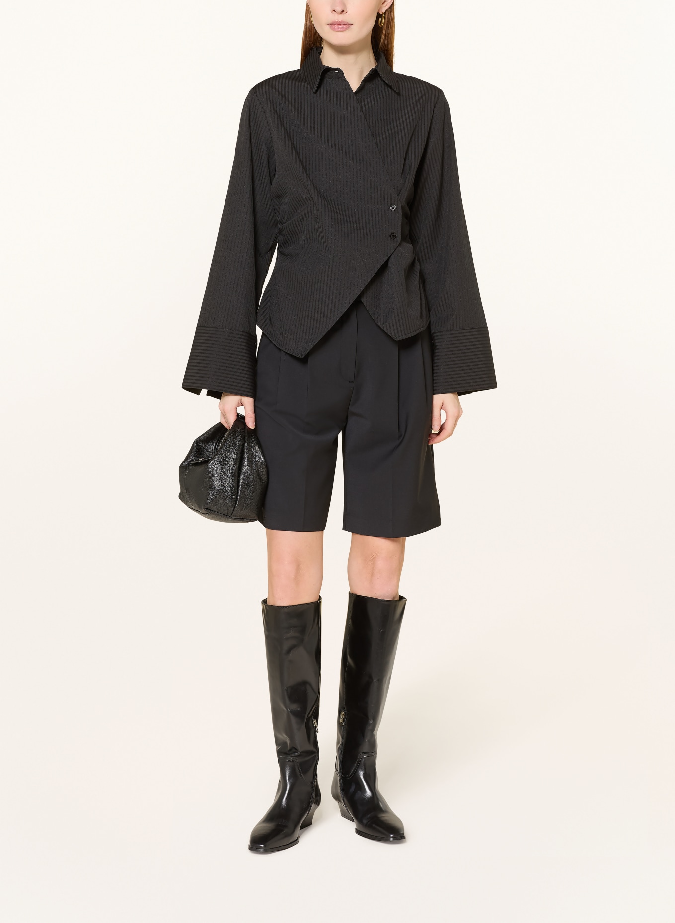 NEO NOIR Hemdbluse FENLI in Wickeloptik: SCHWARZ