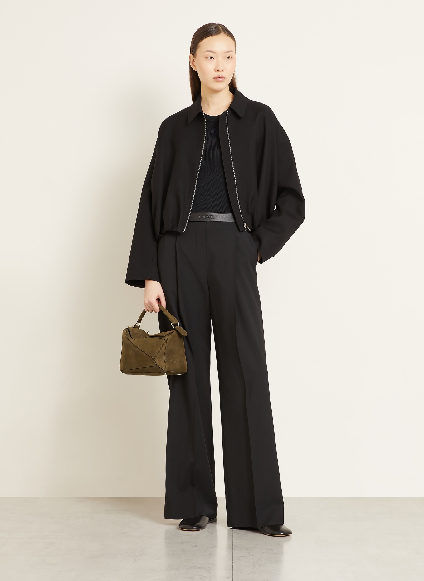 LOEWE Kabelka PUZZLE: TMAVĚ HNĚDÁ