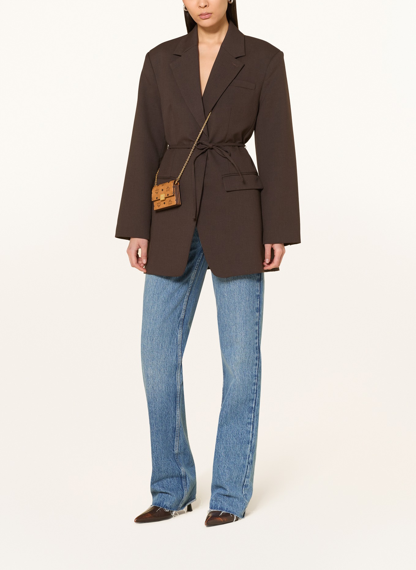 MCM Portemonnee AREN om om te hangen: COGNAC / GOUD