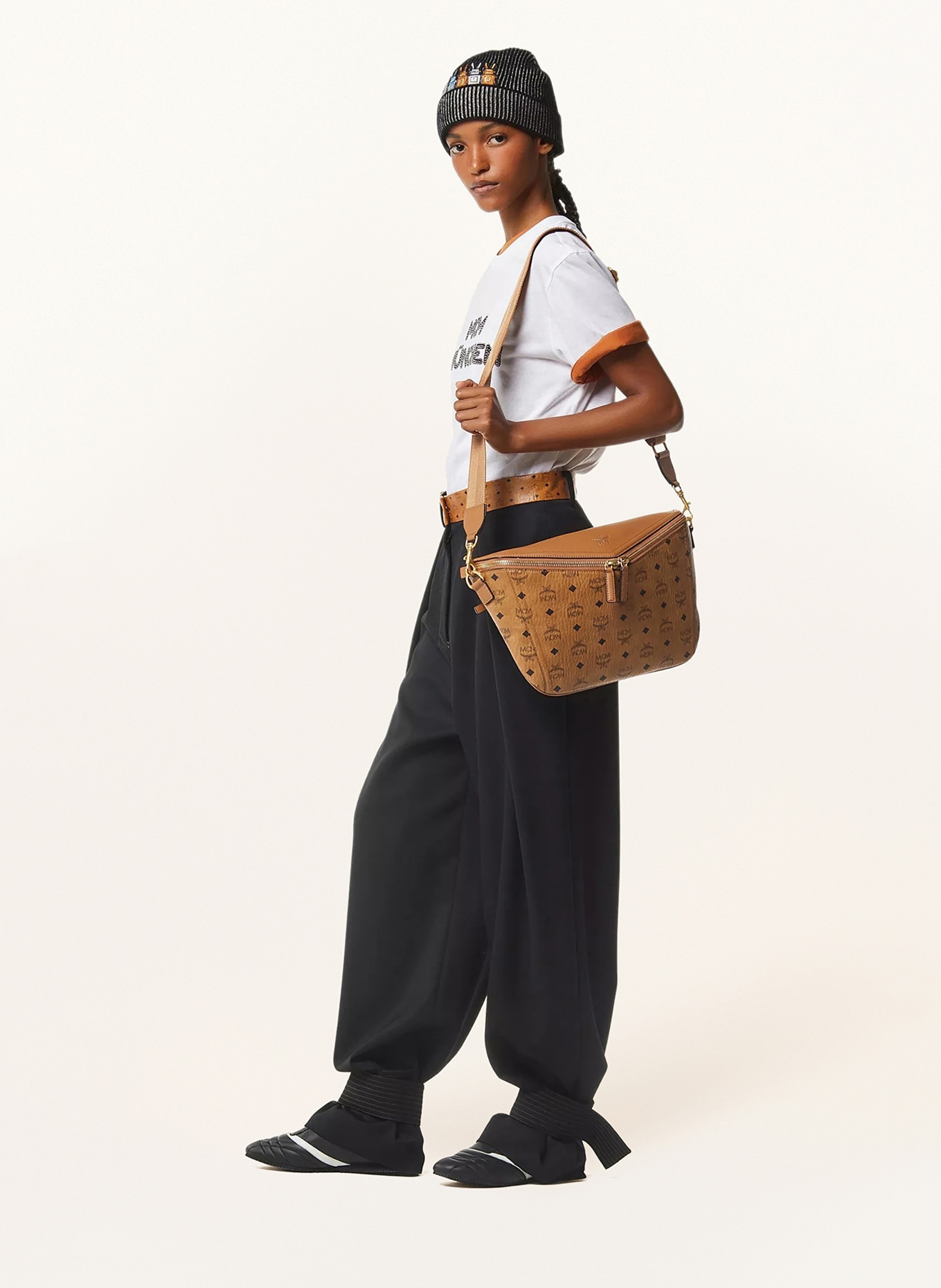 MCM Schoudertas DIAMOND: COGNAC