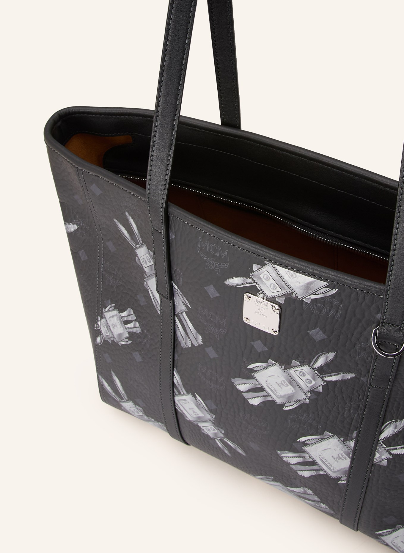 MCM Shopper TONI MEDIUM: BLACK / SILVER