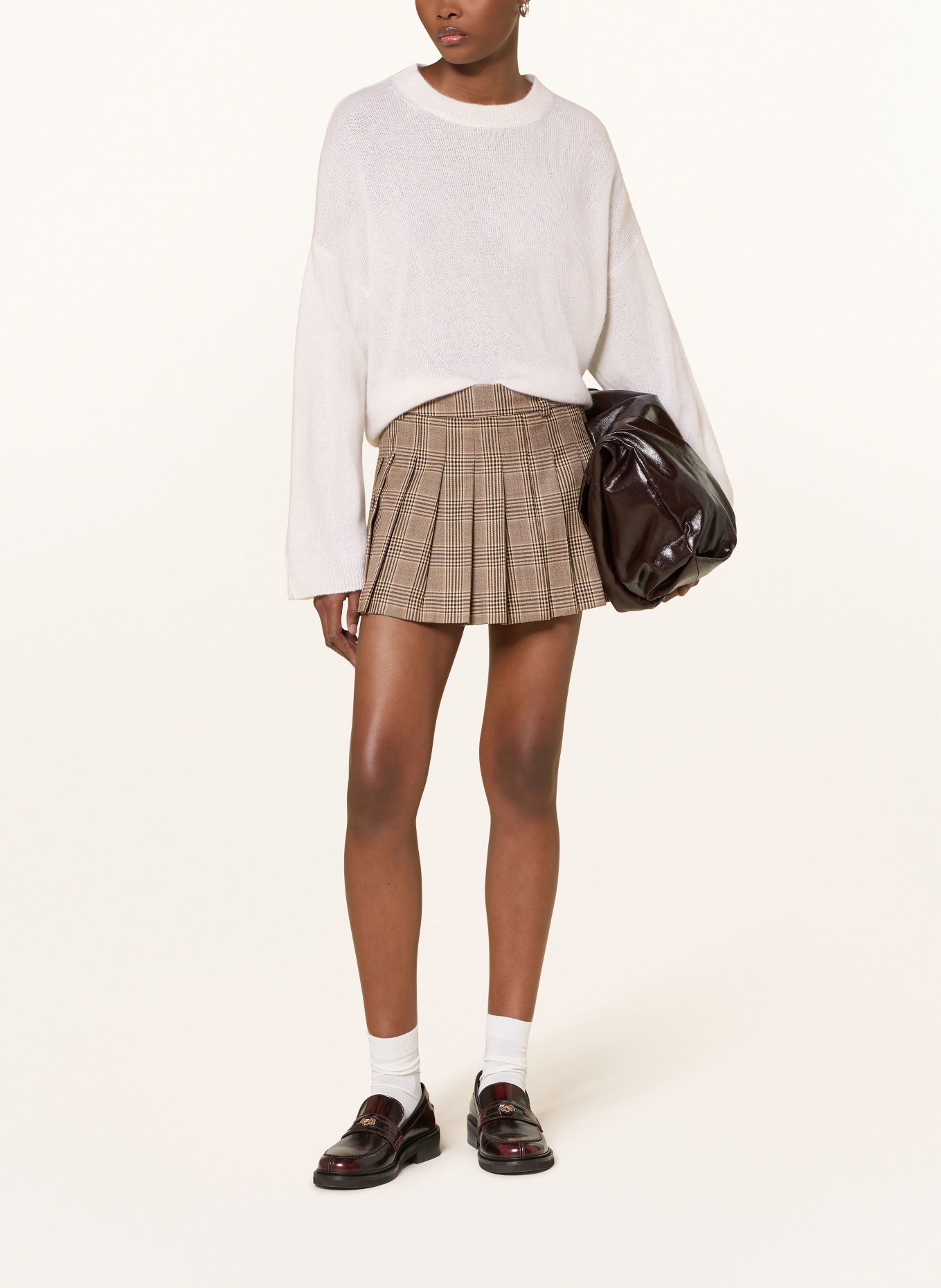 MRS & HUGS Svetr s kašmírem: REŽNÁ