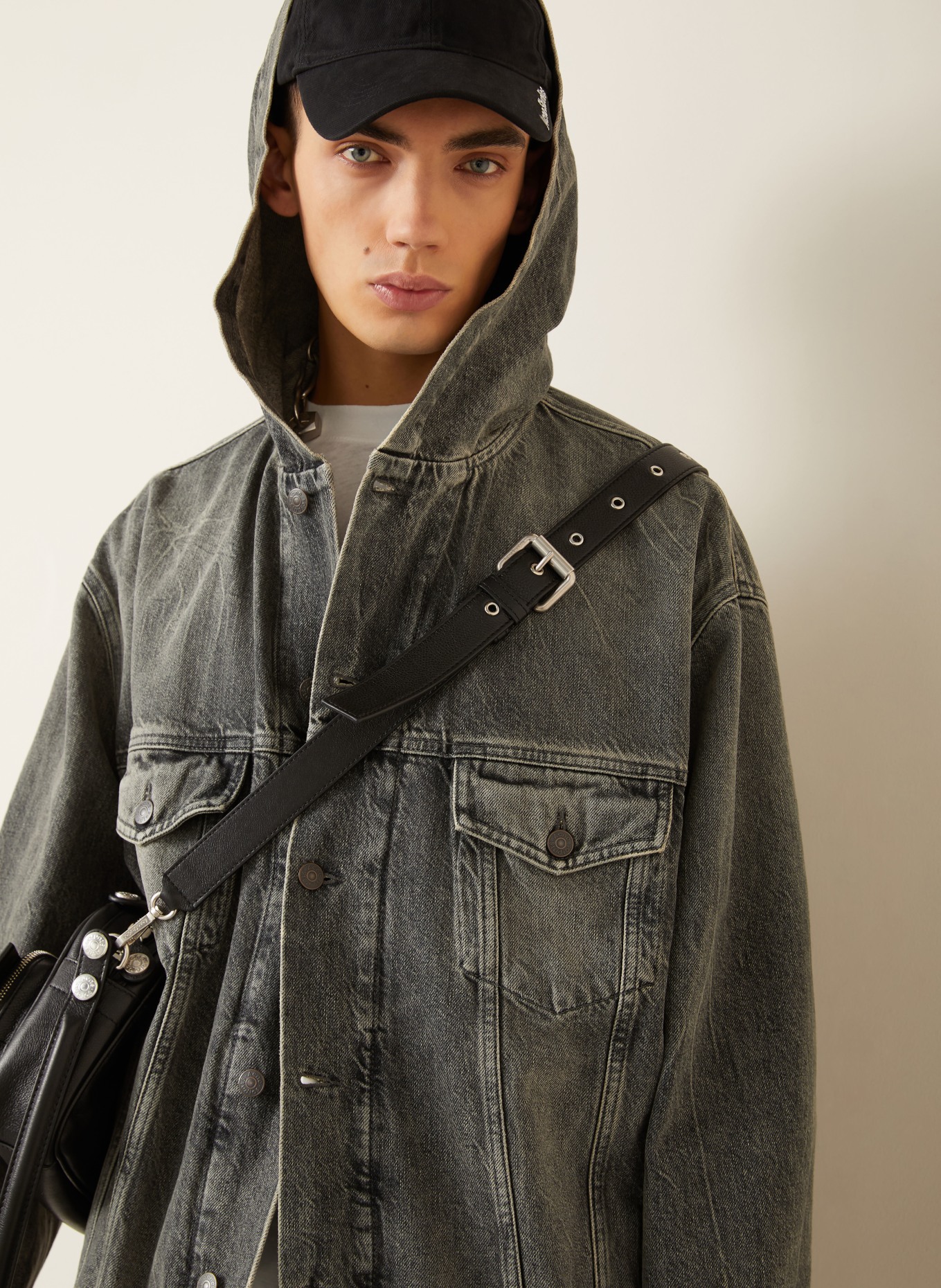 Acne Studios Oversized denim jacket: GRAY