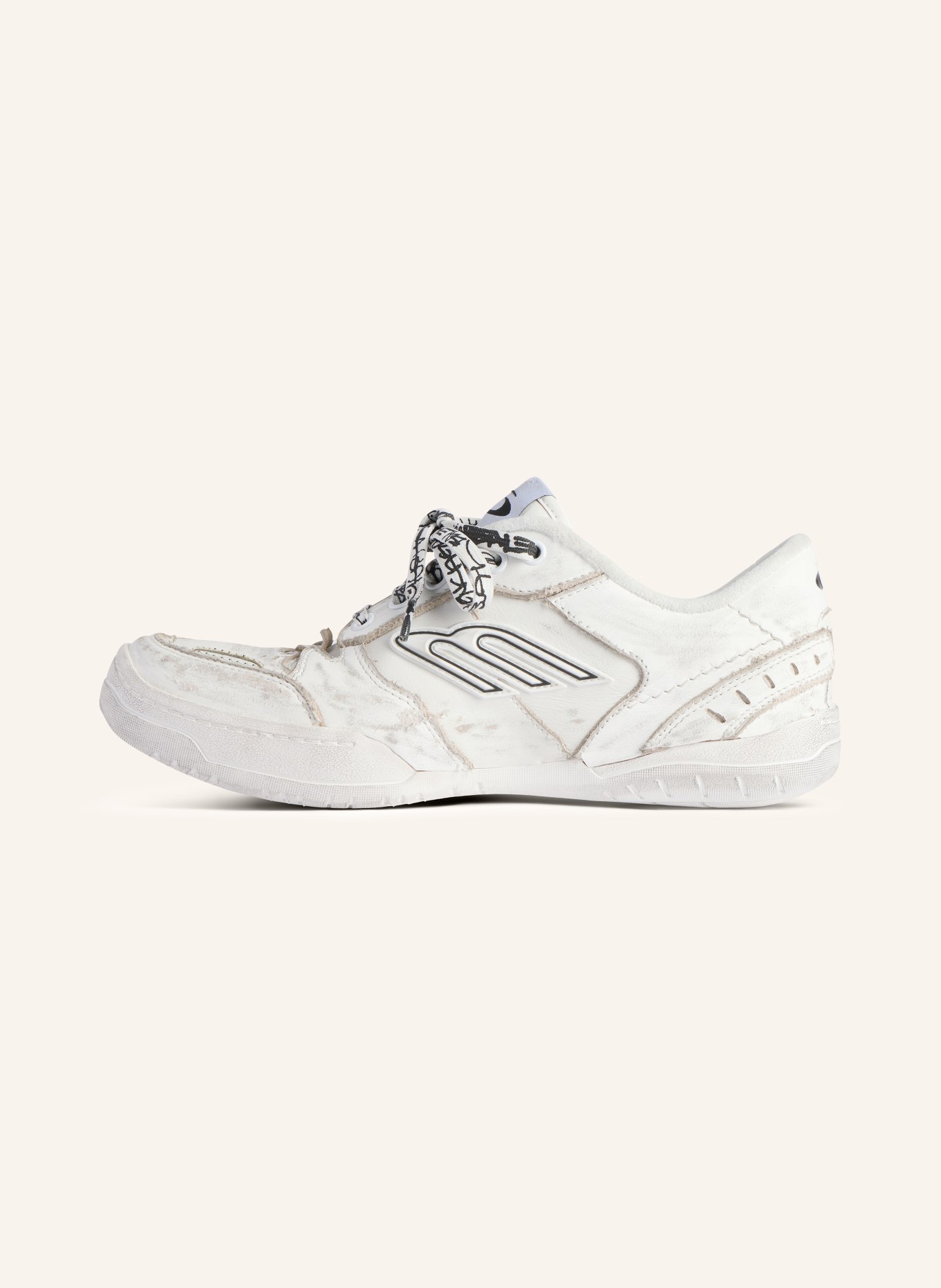 BALENCIAGA Sneaker HAMPTONS MEDIUM WORN OUT: WEISS