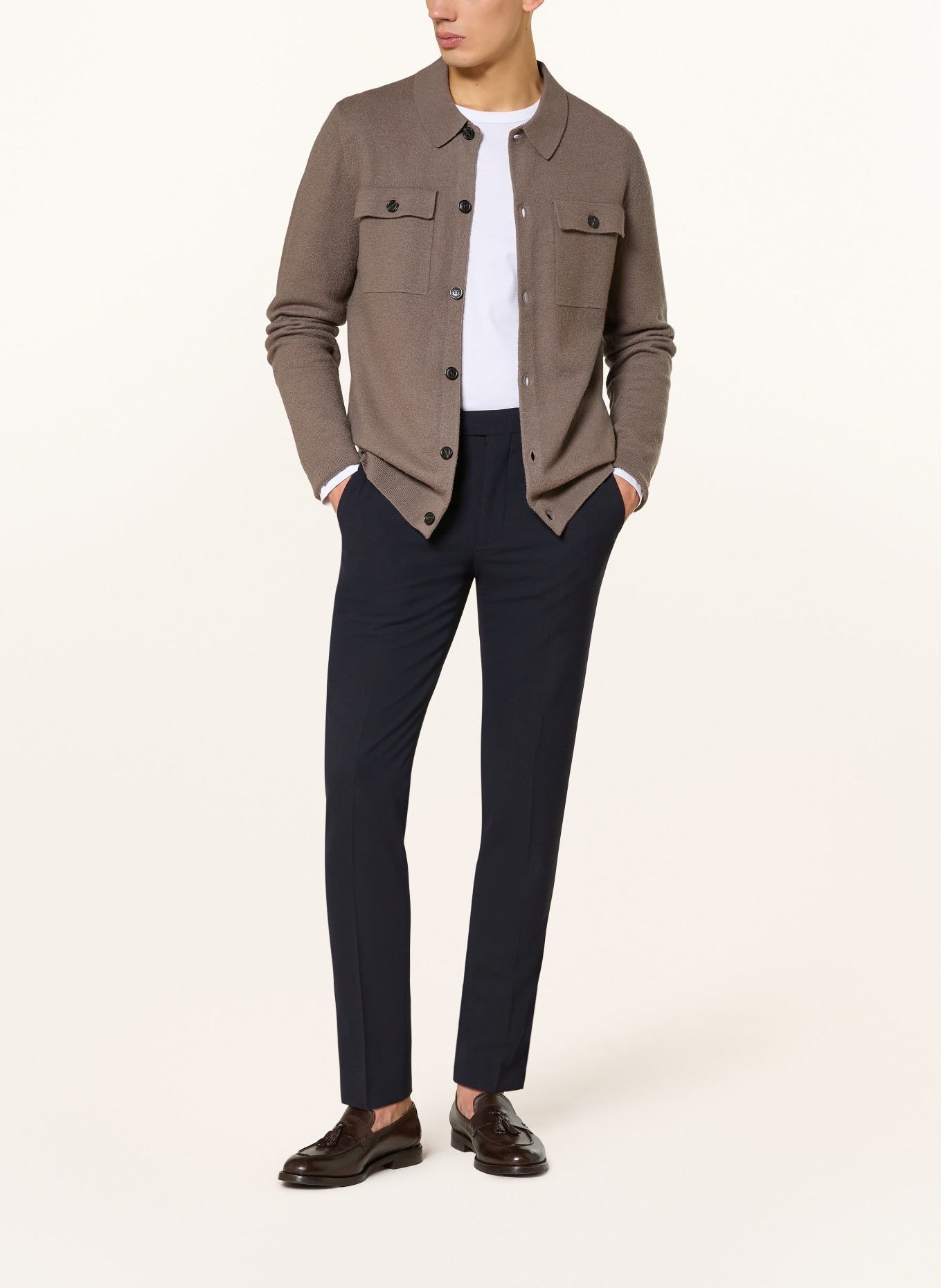 REISS Chino BELMONT Slim Fit: TMAVĚ MODRÁ