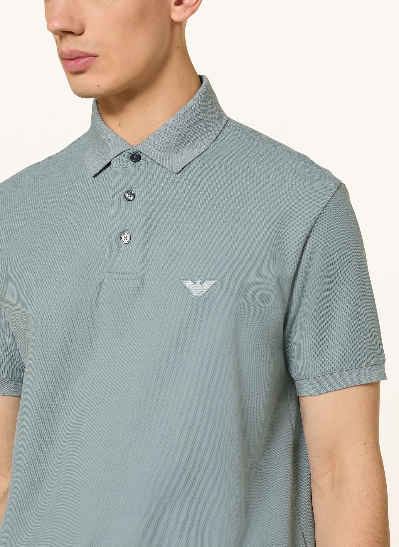 EMPORIO ARMANI Piqué polokošile Regular Fit: SVĚTLE ZELENÁ