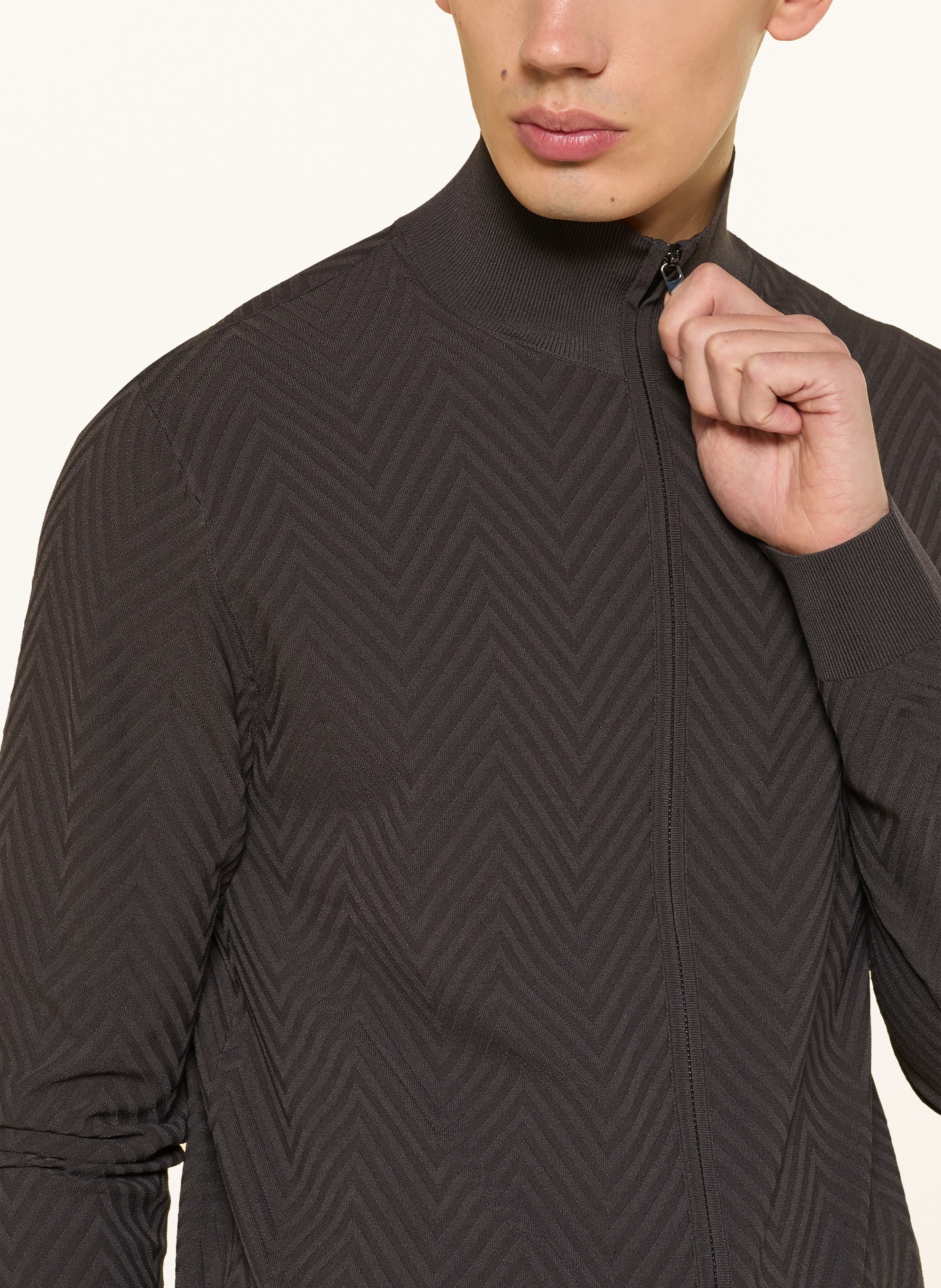 EMPORIO ARMANI Strickjacke: DUNKELBRAUN