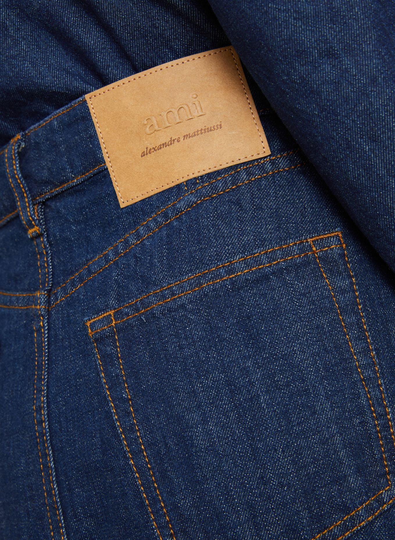 AMI PARIS džínová sukně: TMAVĚ MODRÁ