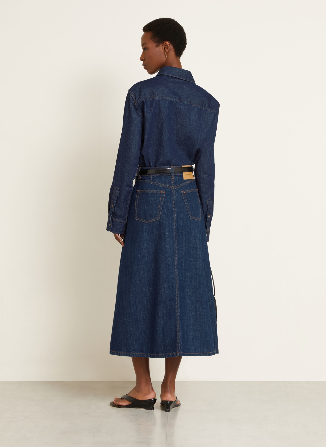 AMI PARIS Jeansbluse: DUNKELBLAU