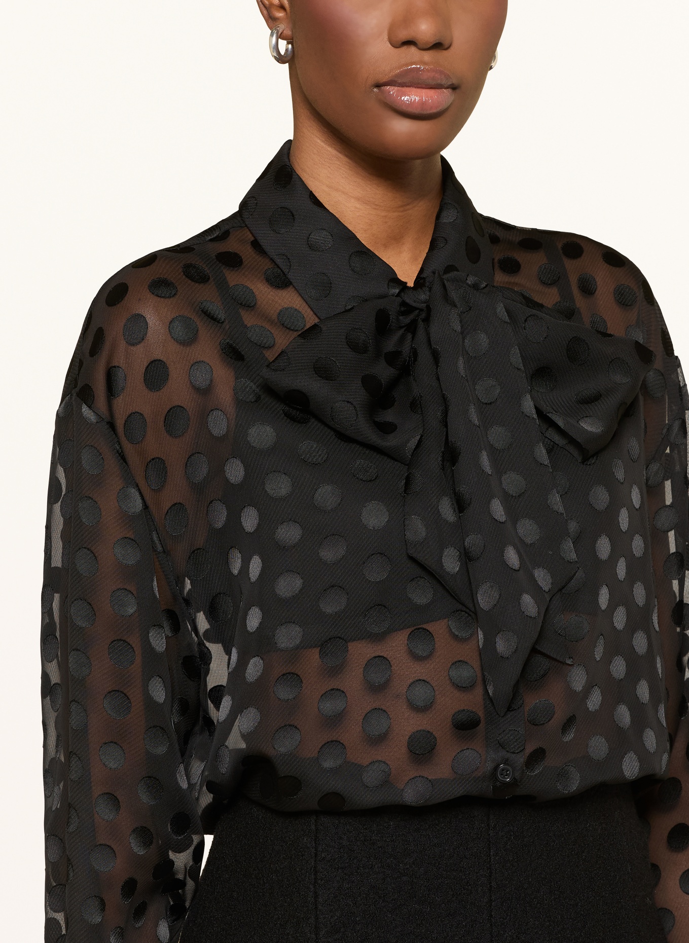 The Frankie Shop Schluppenbluse PERI SHEER: SCHWARZ