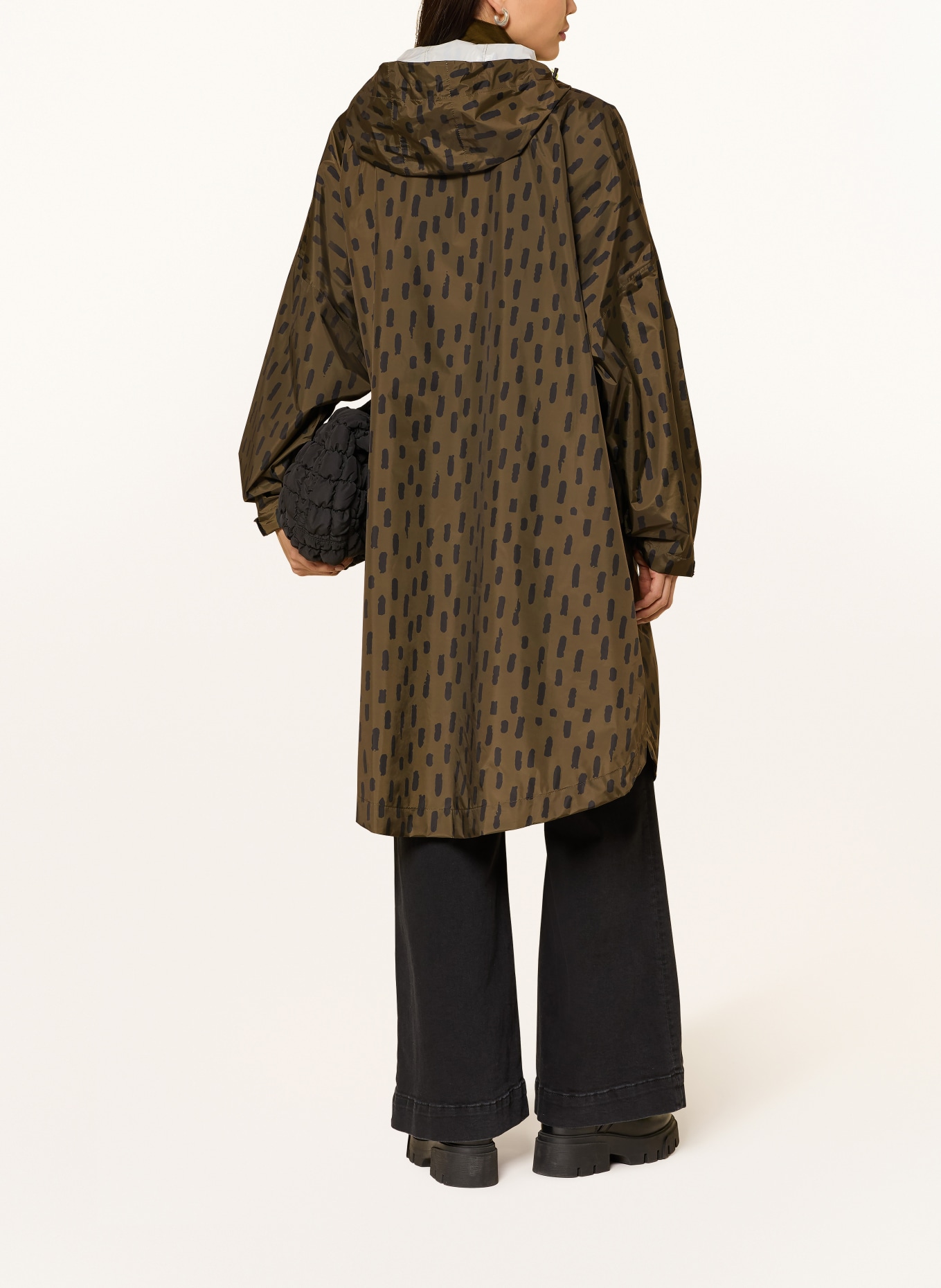 VIVI MARI kurtka: OLIWKOWY / CZARNY