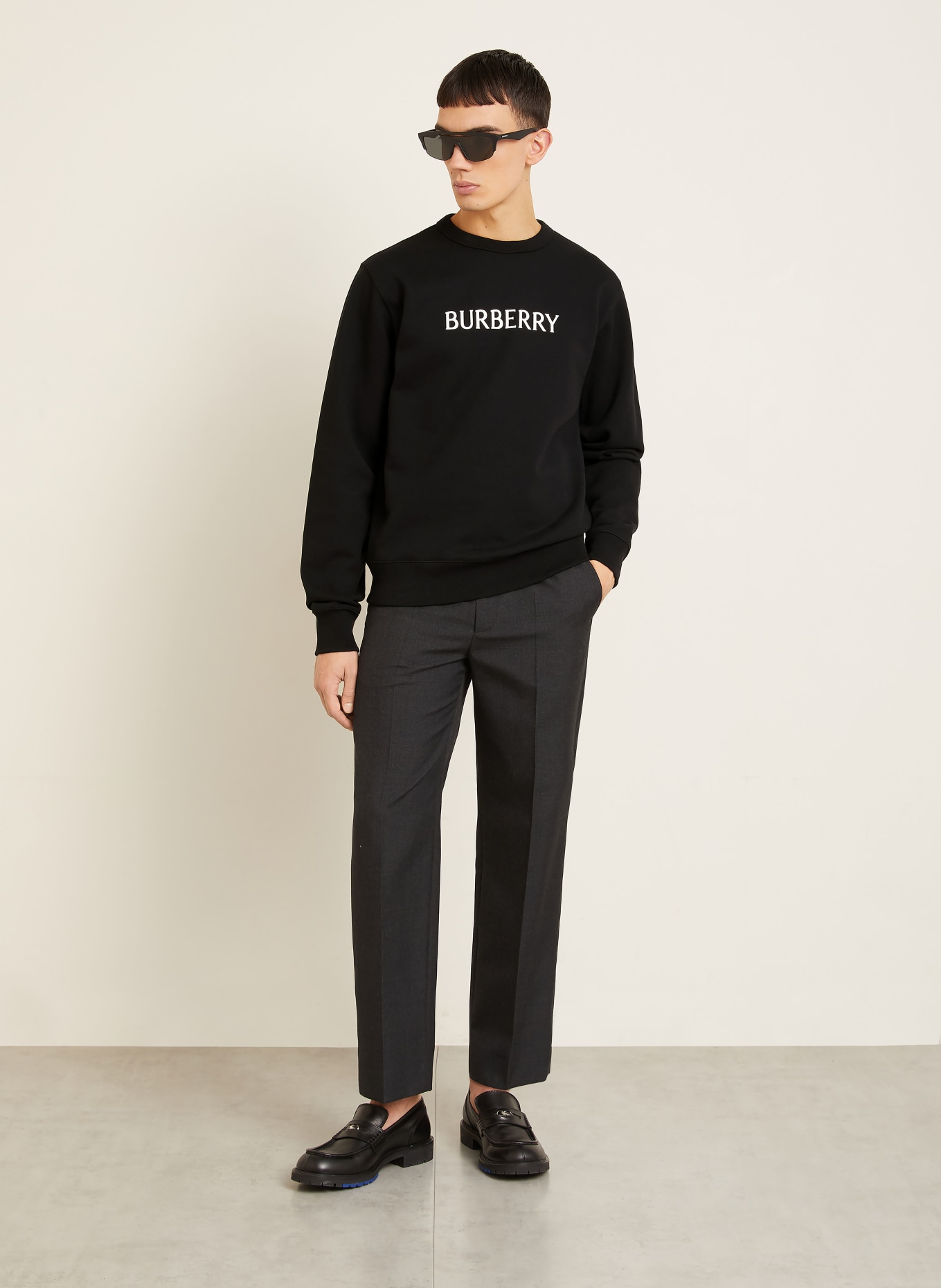 BURBERRY Mikina SASHA: ČERNÁ