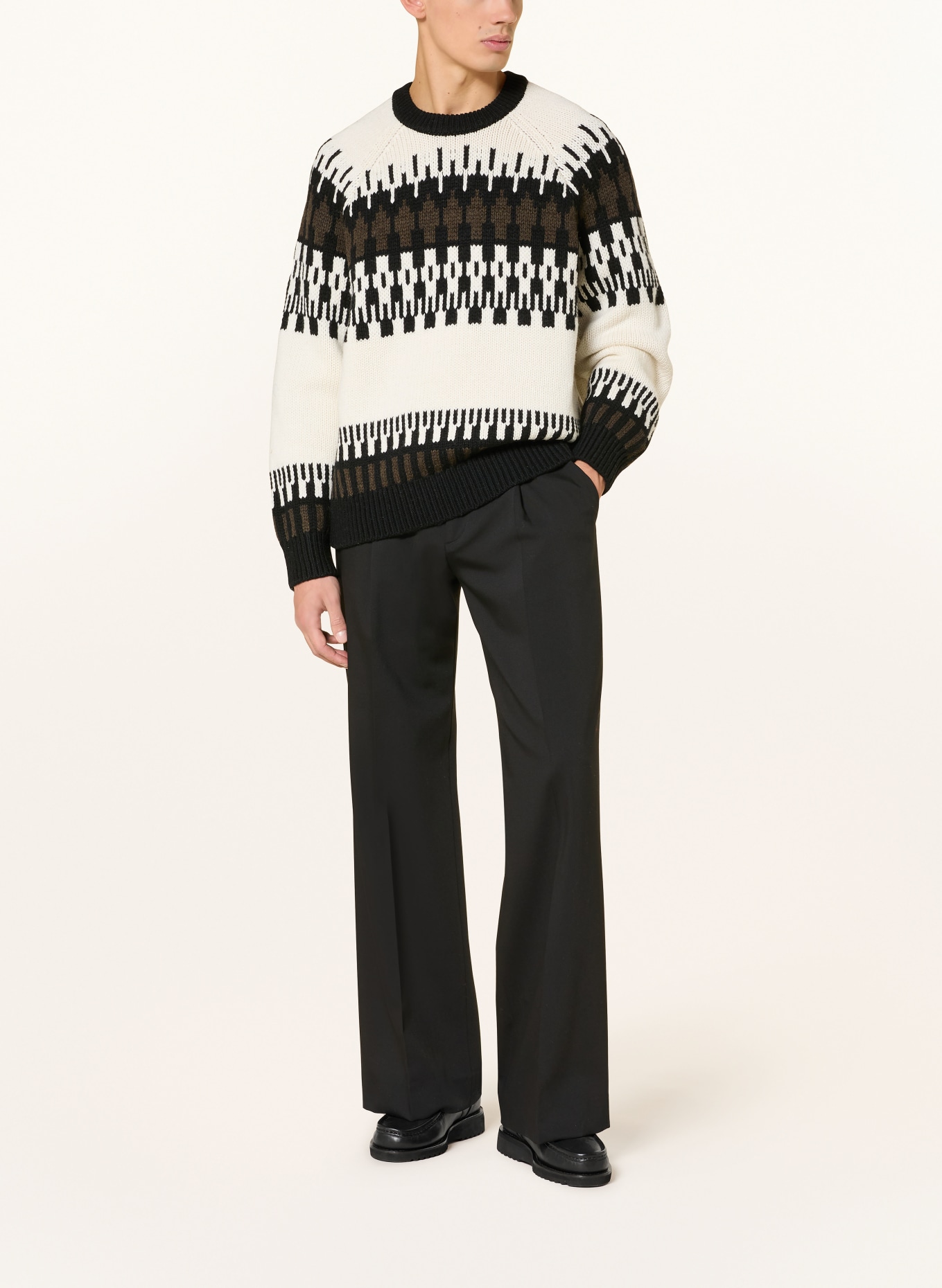 COS Pullover: SCHWARZ / ECRU / KHAKI