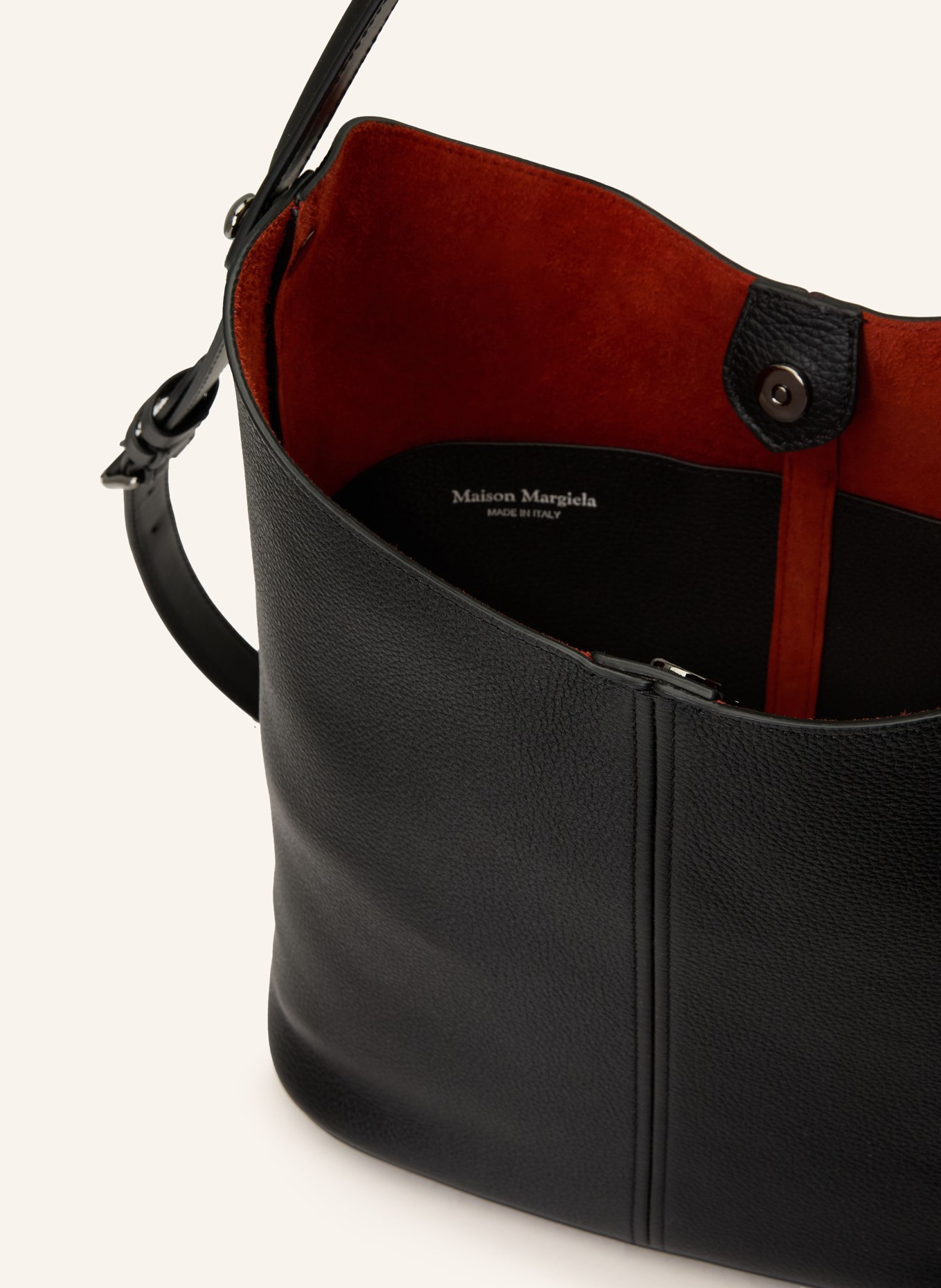 Maison Margiela Beuteltasche DRESS-AGE: SCHWARZ