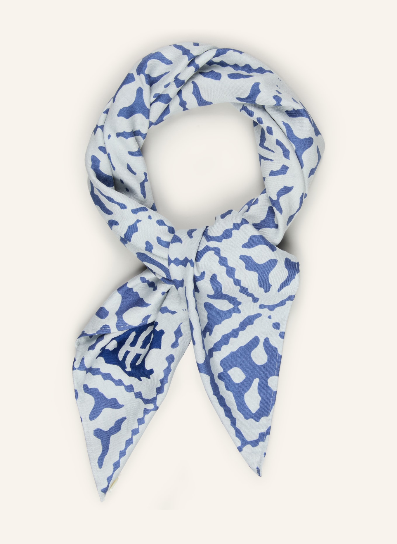 friendly hunting jedwabna chusta: JASNONIEBIESKI / GRANATOWY