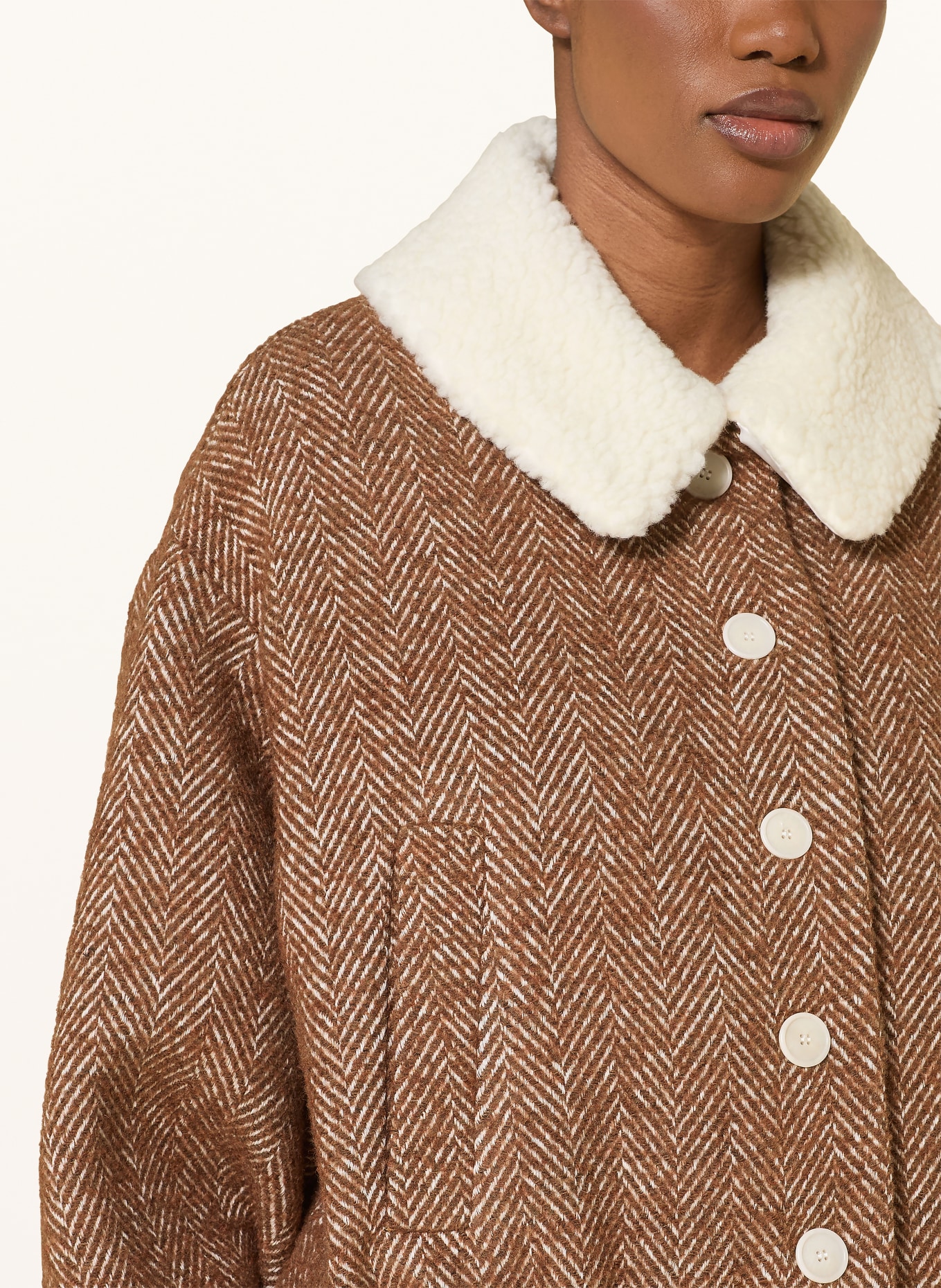 CLAUDIE PIERLOT Jacke mit abnehmbarem Kragen: BRAUN