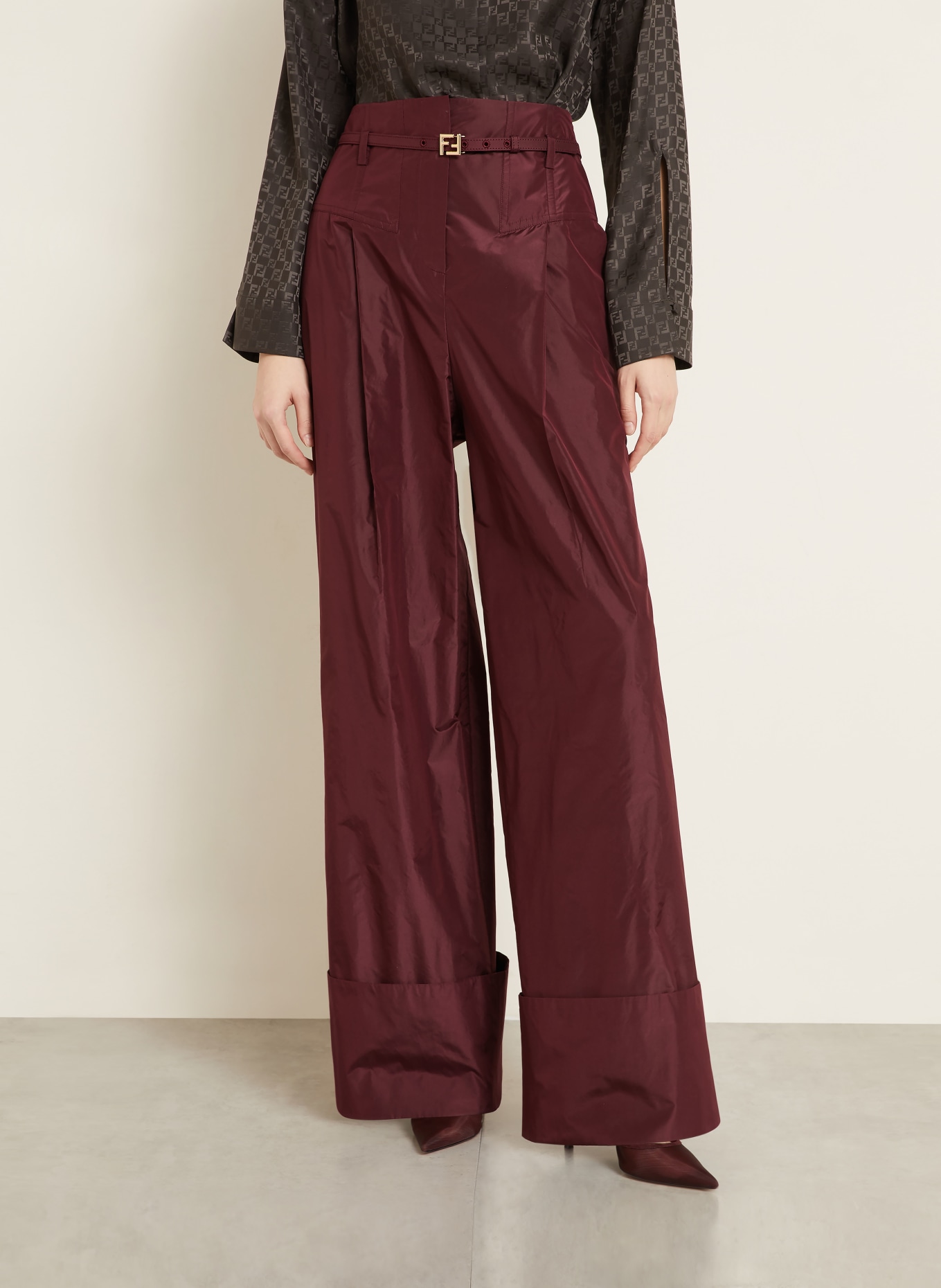 FENDI Merlenehose aus Seide: DUNKELROT