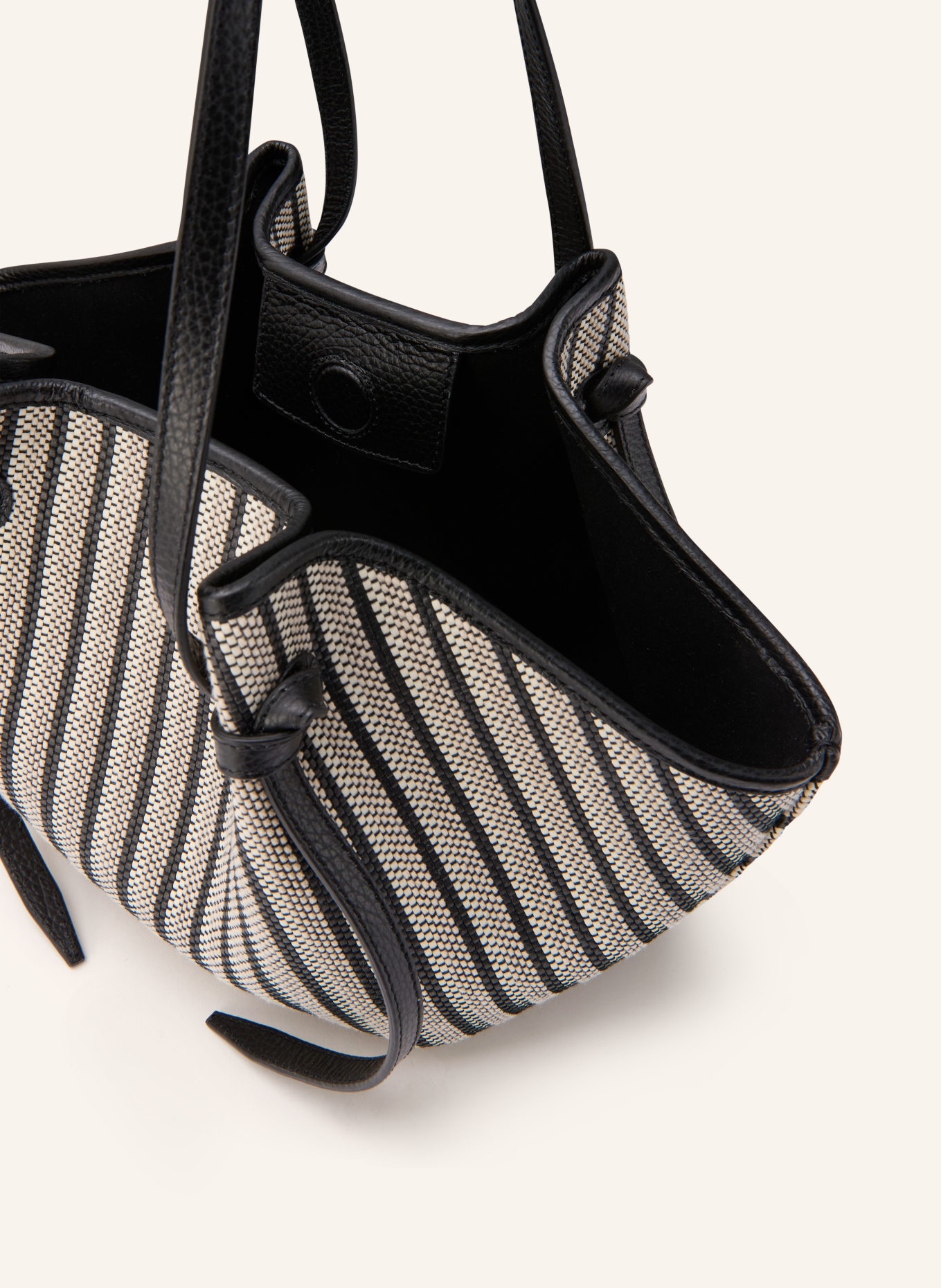 YUZEFI Schultertasche MOCHI: SCHWARZ / CREME / WEISS