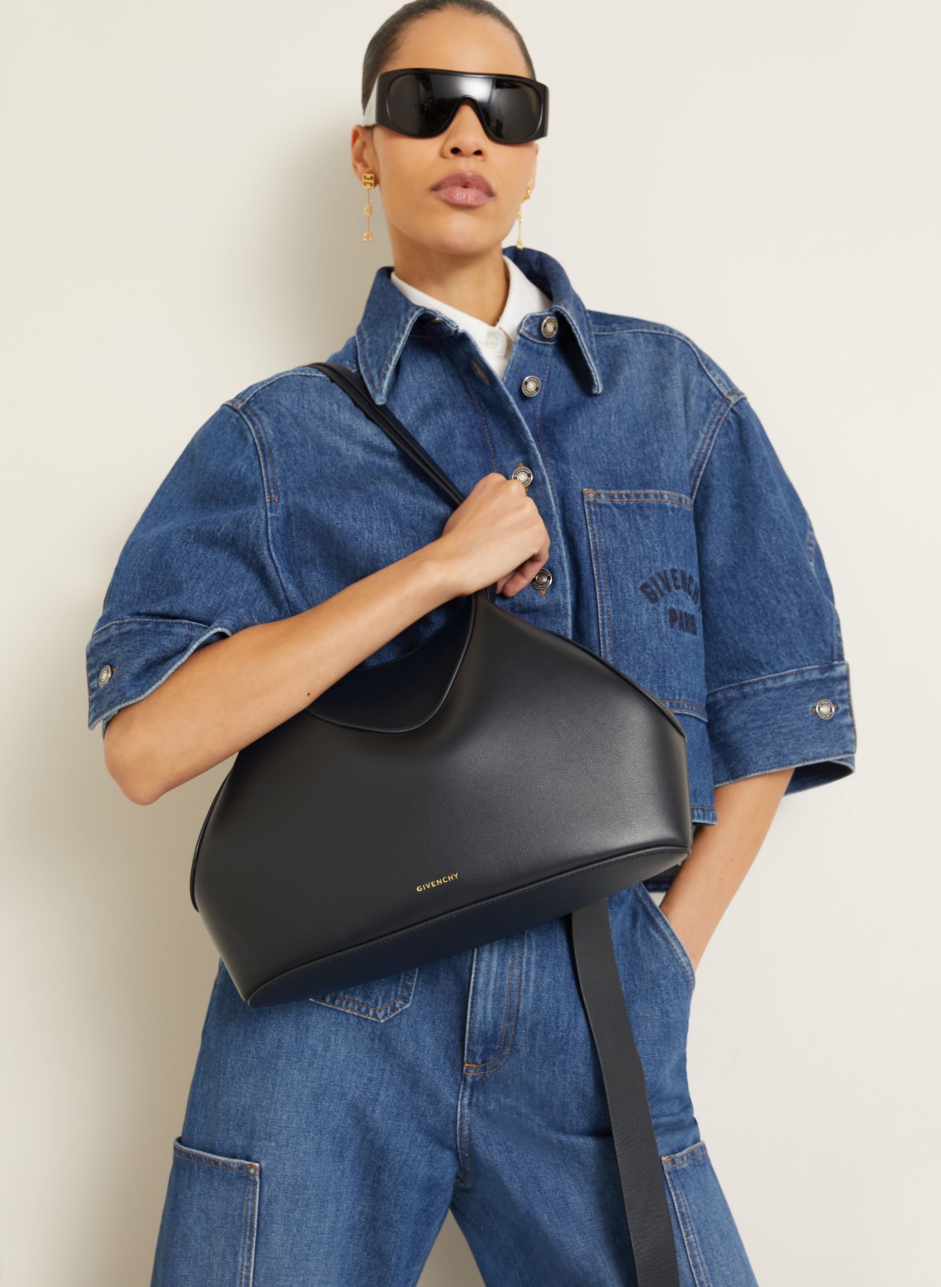 GIVENCHY Schultertasche FACET: SCHWARZ