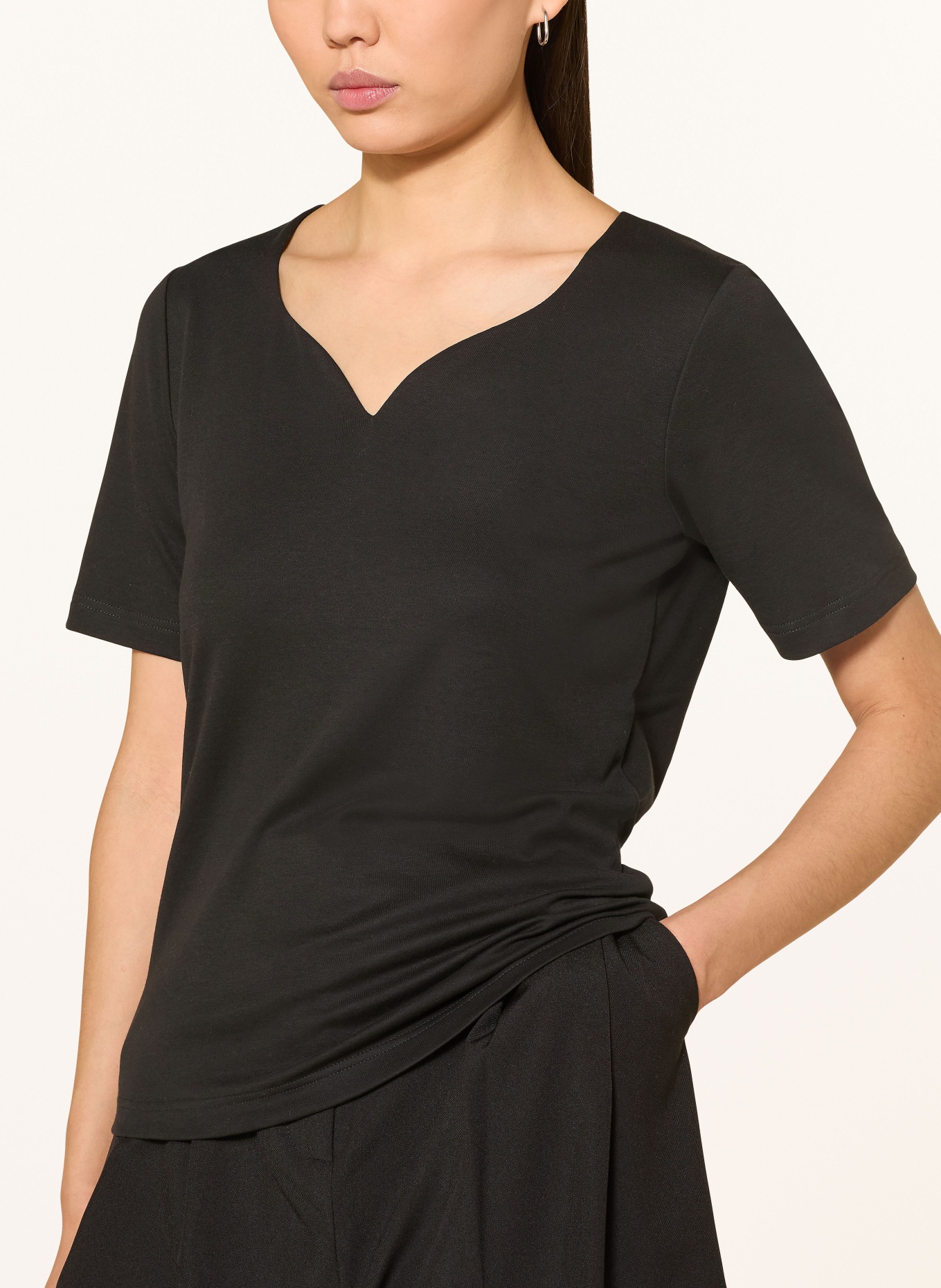 efixelle tričko: ČERNÁ