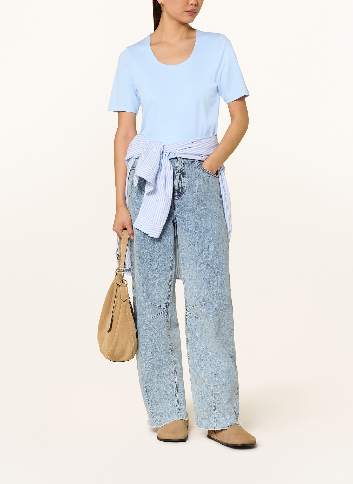 efixelle T-shirt: LIGHT BLUE